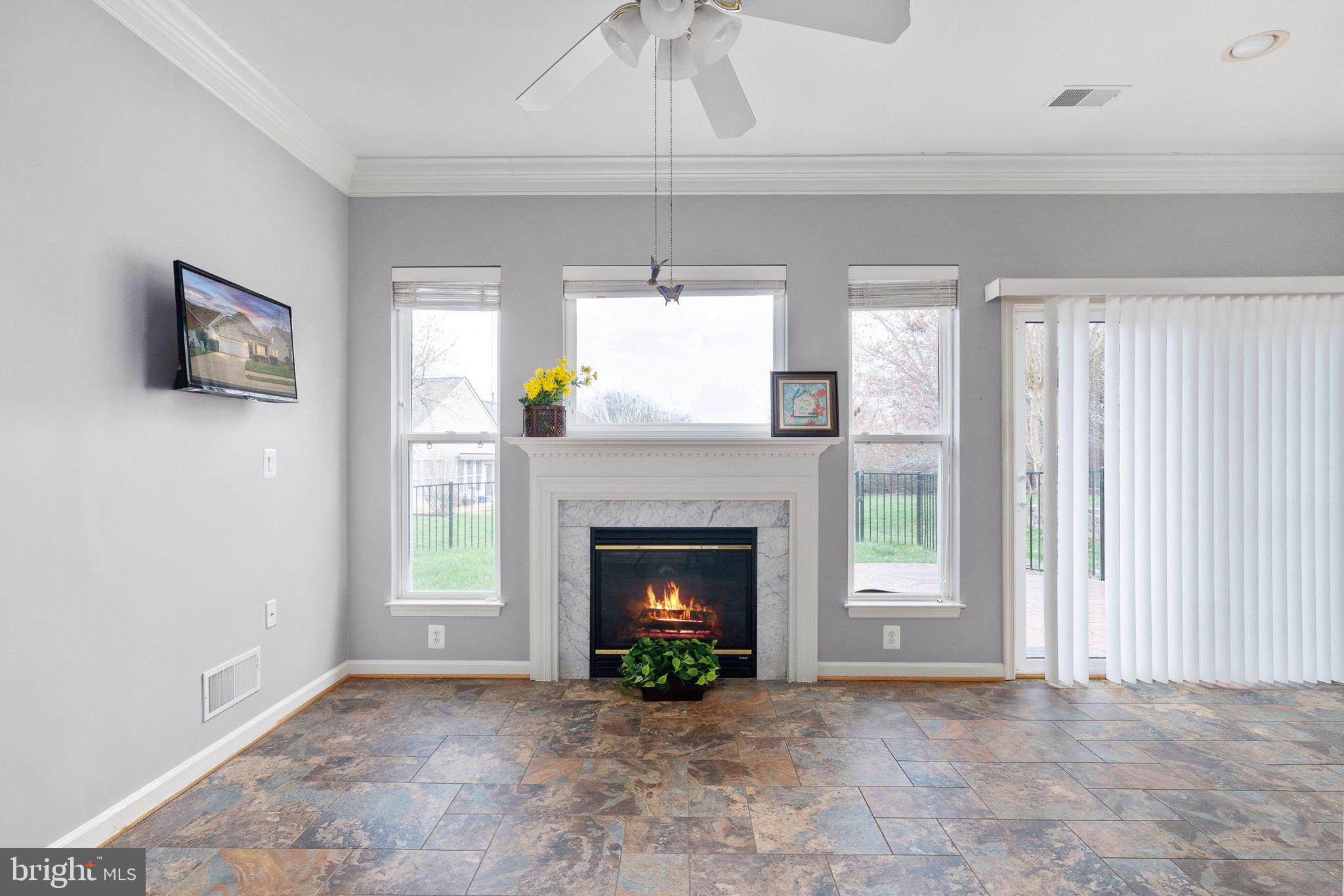 FALLS RUN - Residential