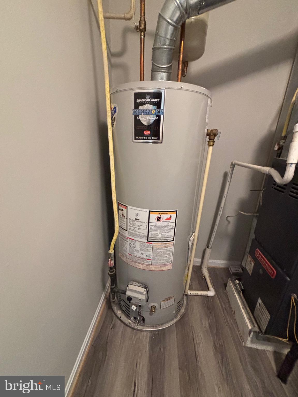 ENCLAVE AT SEVEN OAKS - Residential