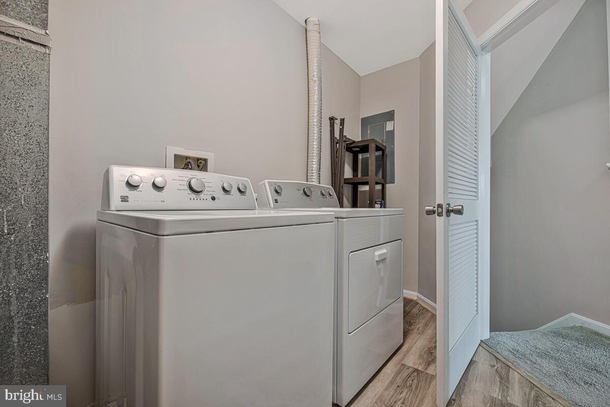 ENCLAVE AT SEVEN OAKS - Residential