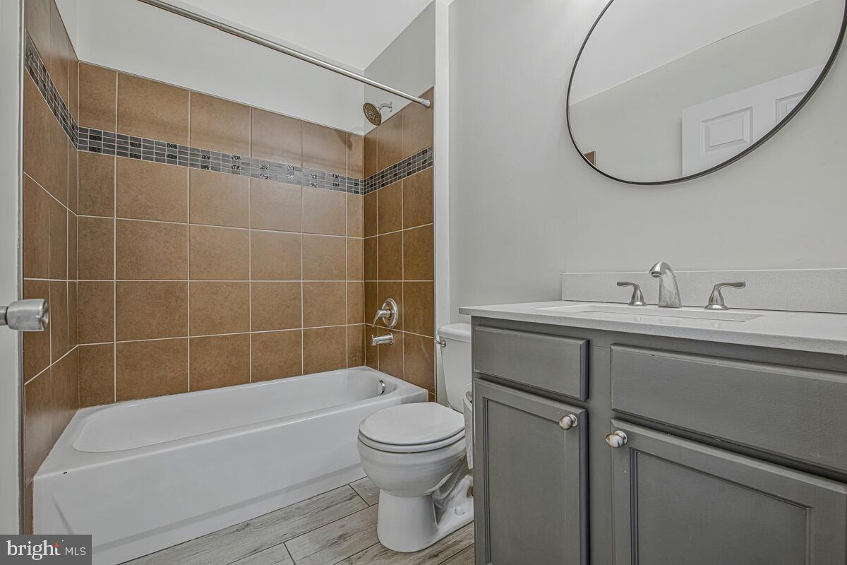 ENCLAVE AT SEVEN OAKS - Residential