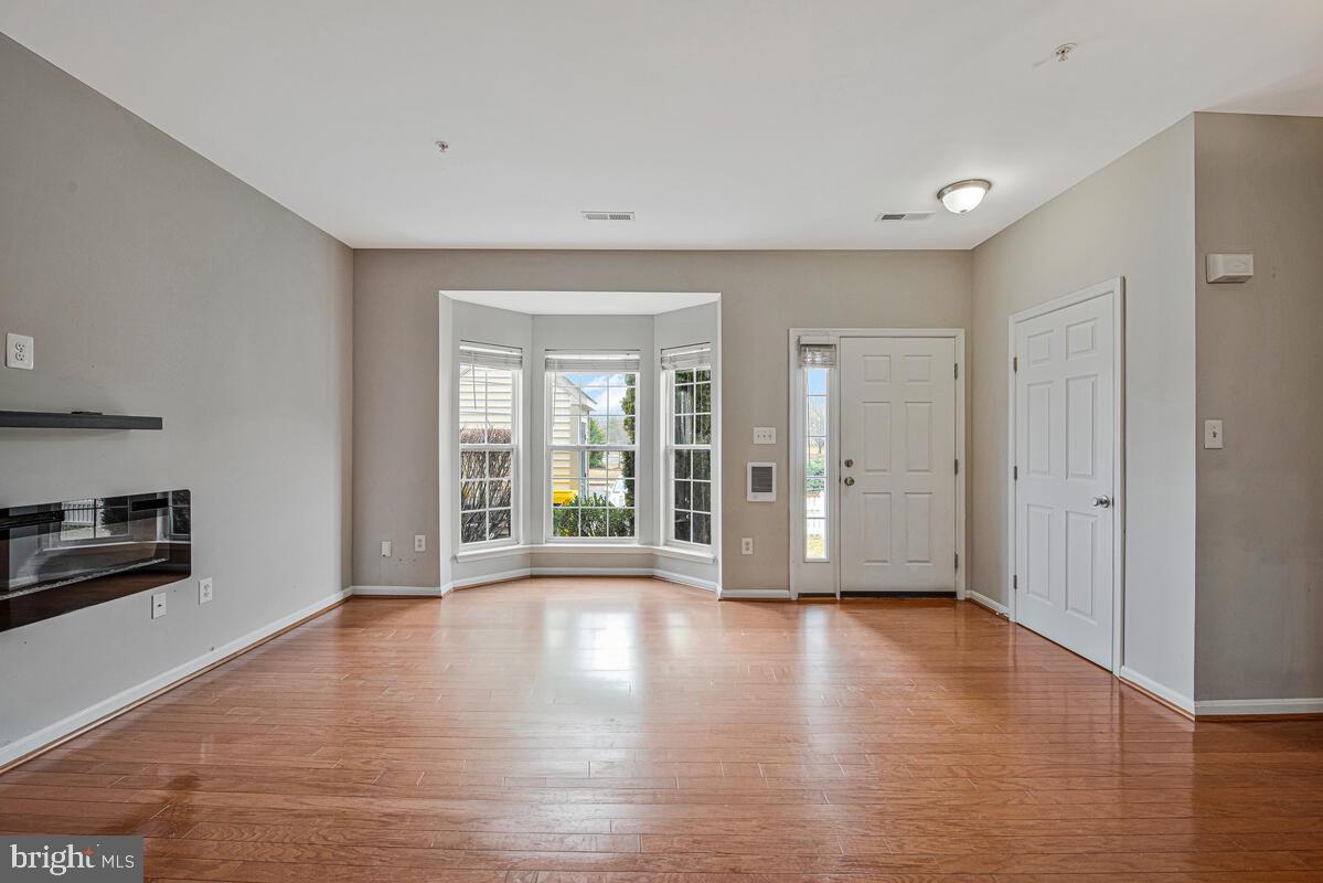 ENCLAVE AT SEVEN OAKS - Residential