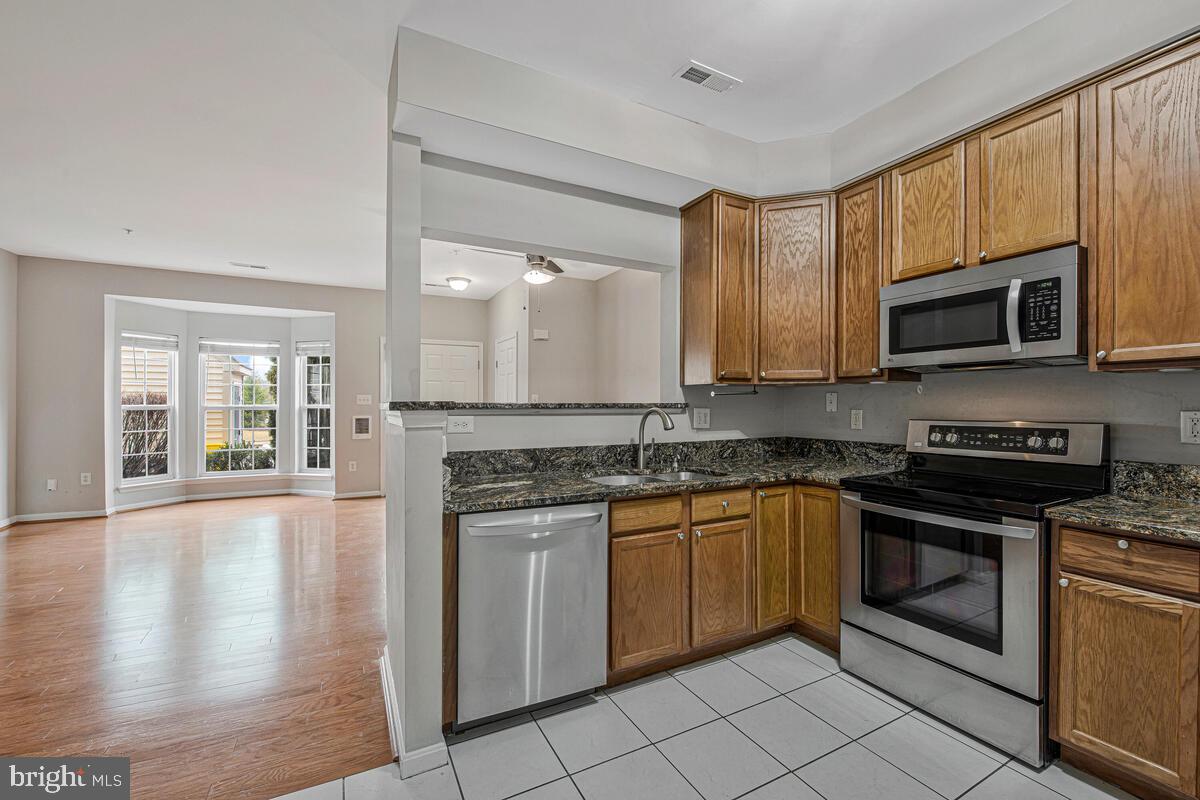 ENCLAVE AT SEVEN OAKS - Residential