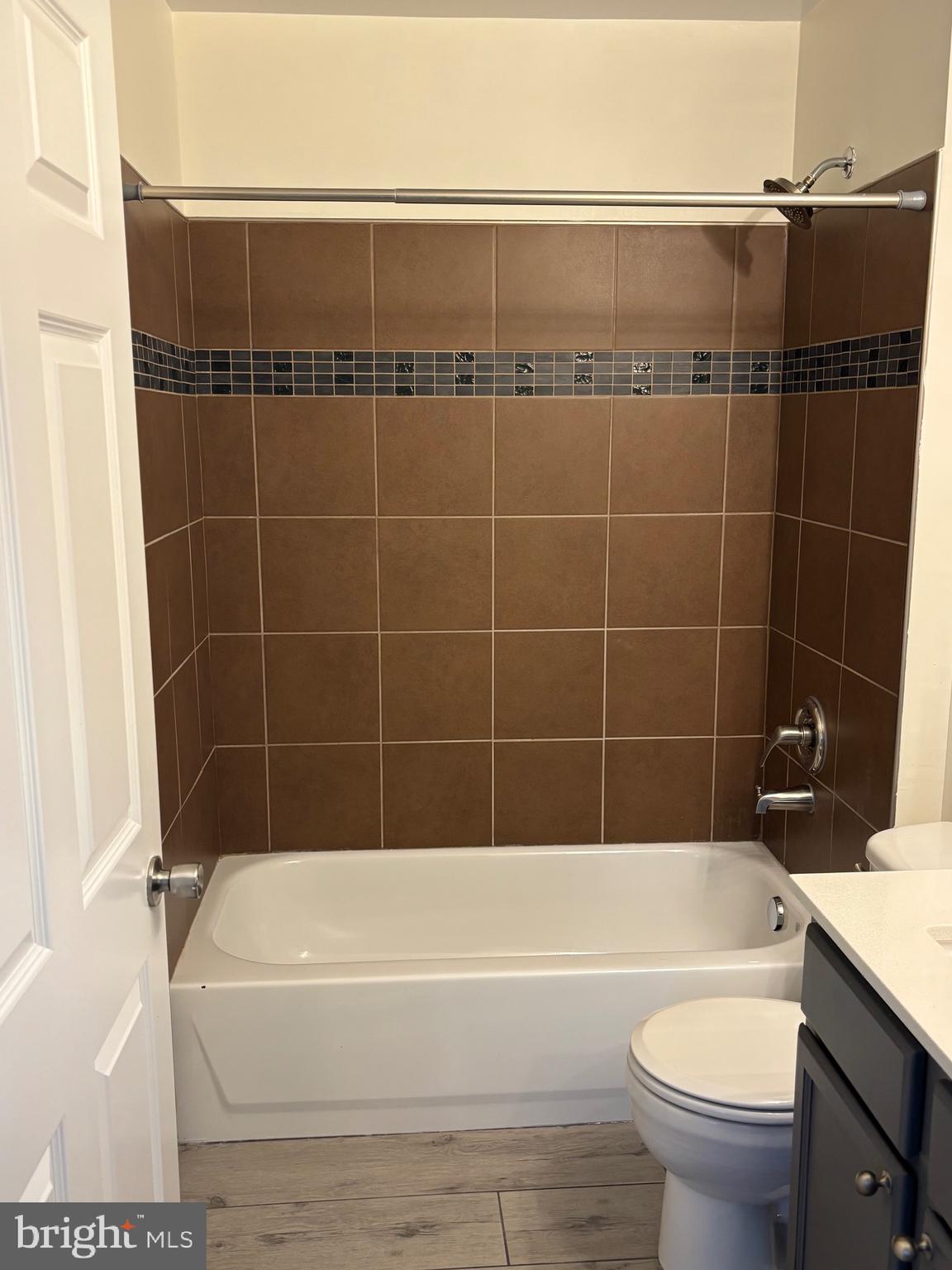 ENCLAVE AT SEVEN OAKS - Residential