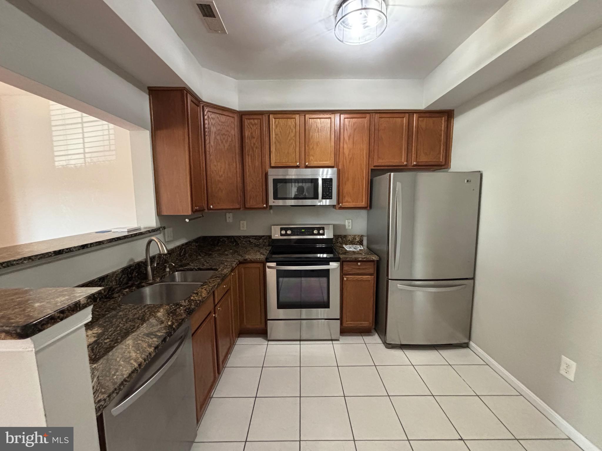 ENCLAVE AT SEVEN OAKS - Residential