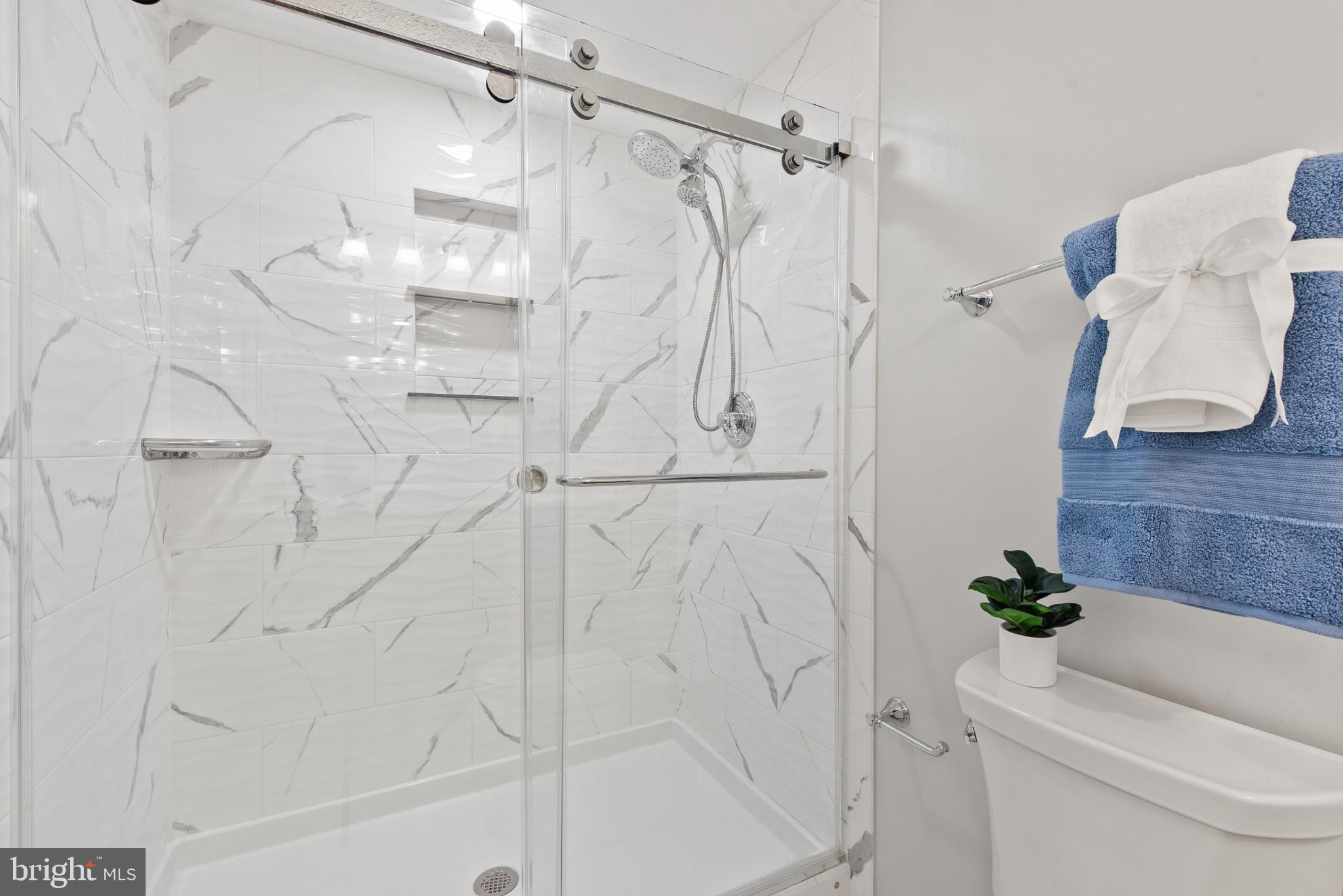 SUMMER WOODS - Residential