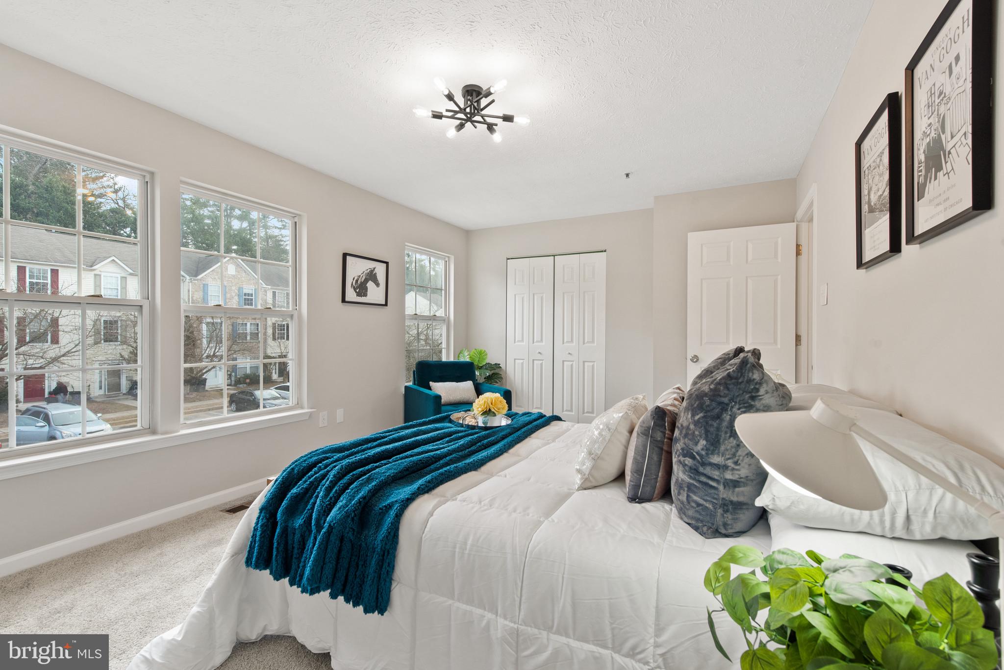 SUMMER WOODS - Residential