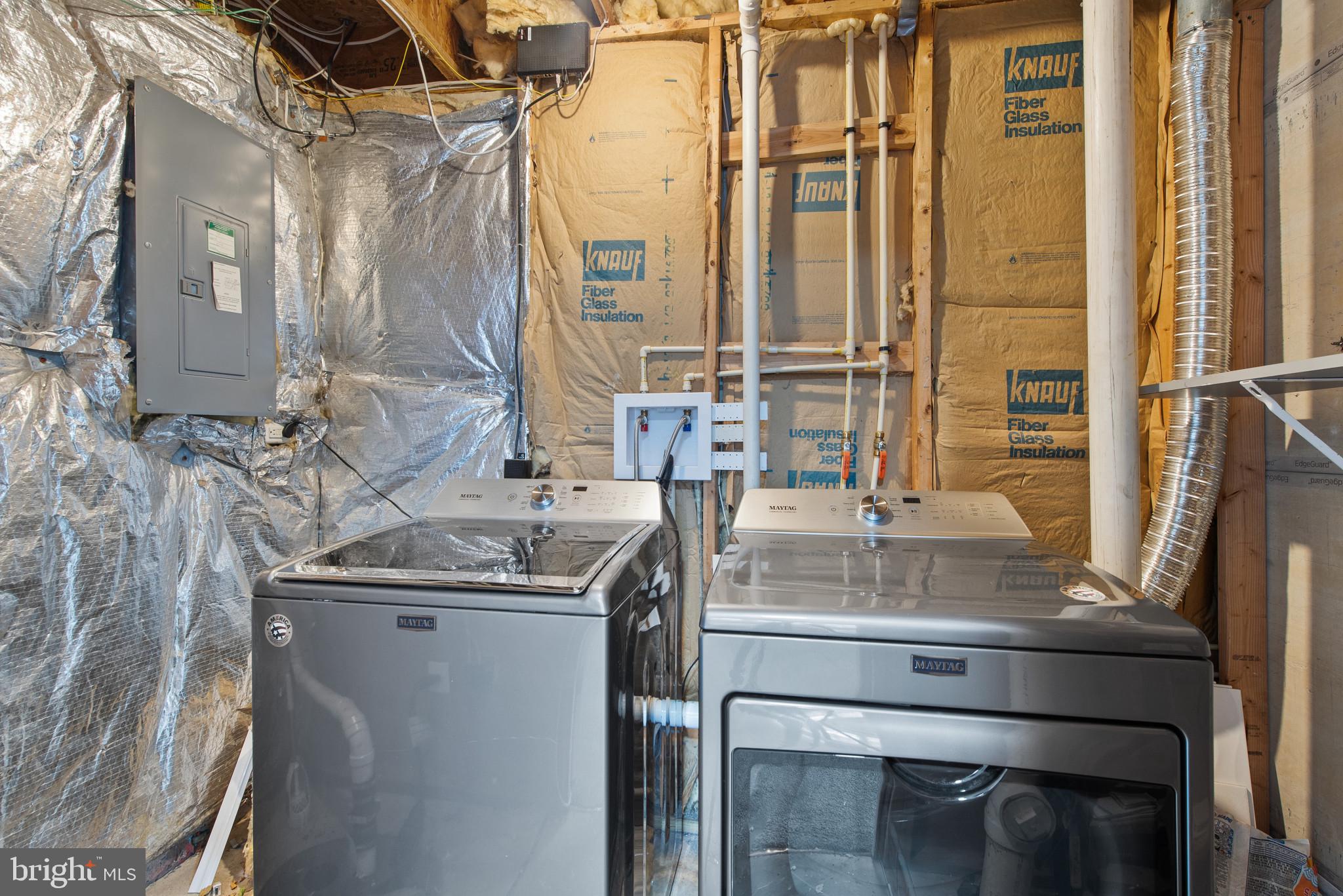 SUMMER WOODS - Residential