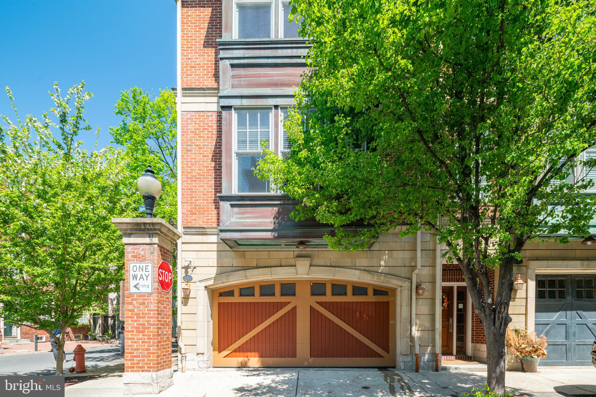 SOCIETY HILL - Residential