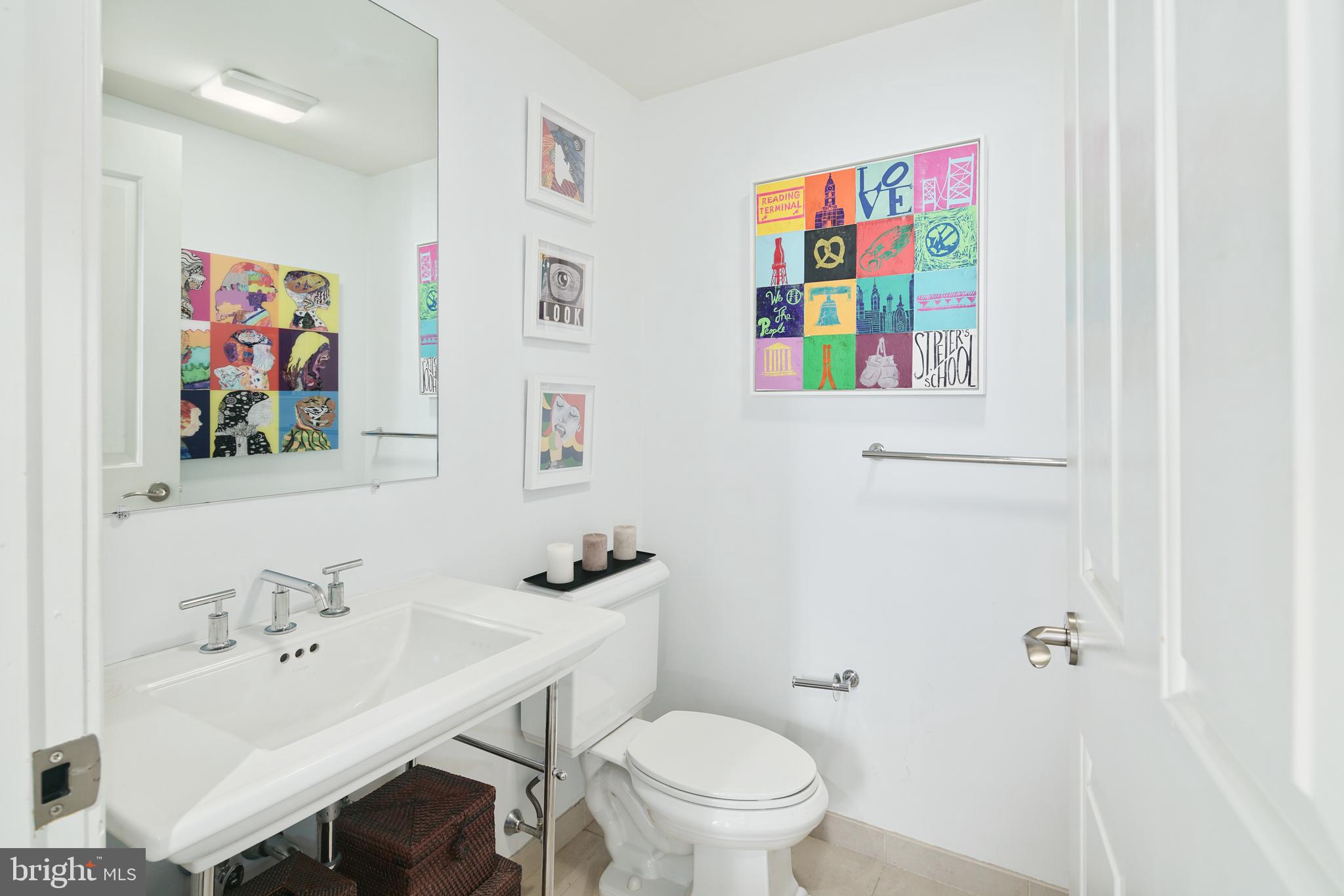 SOCIETY HILL - Residential