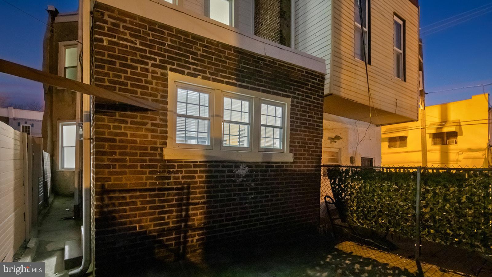 PHILADELPHIA (SOUTH) - Residential