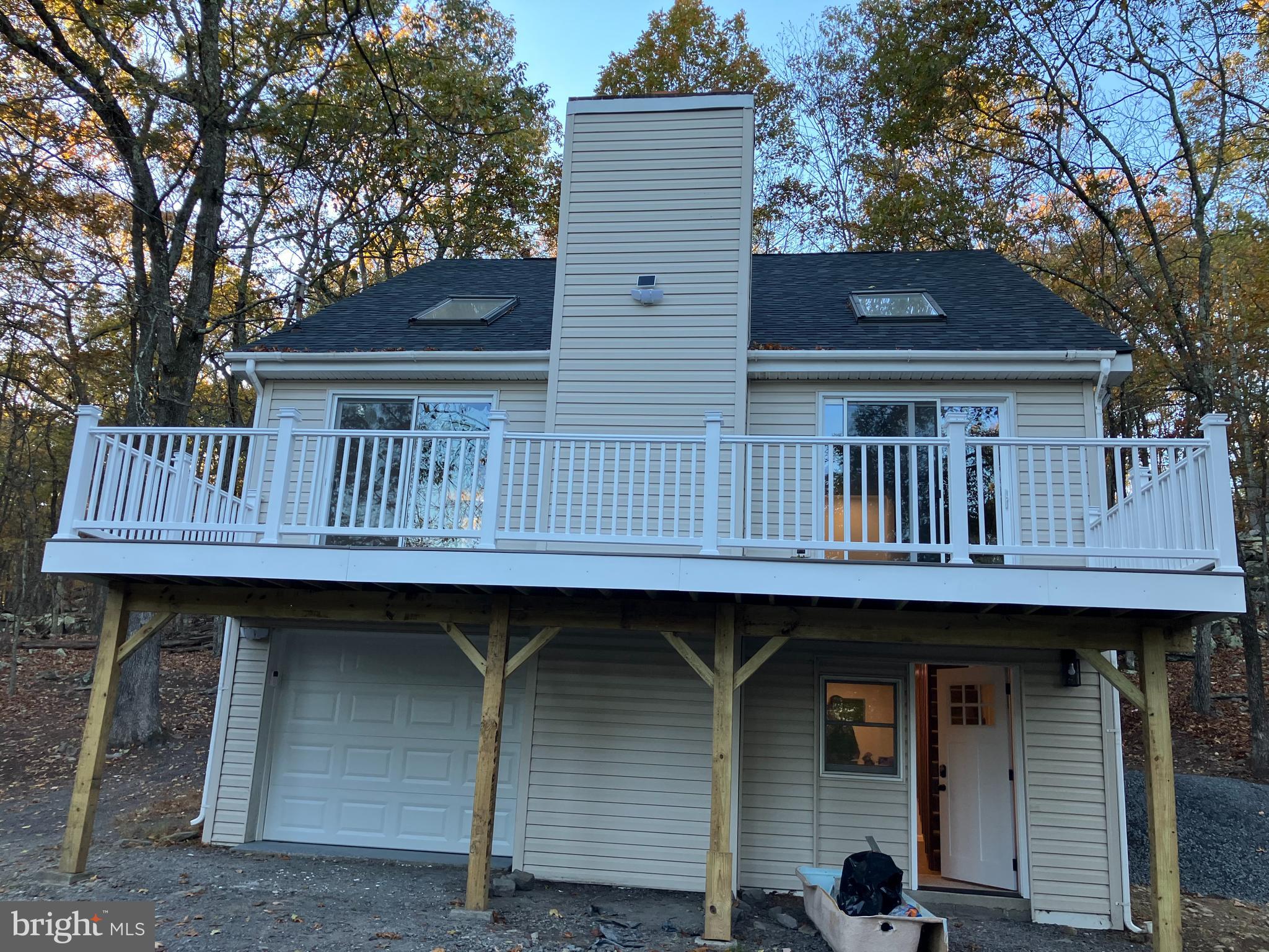 SAW CREEK ESTATES - Residential