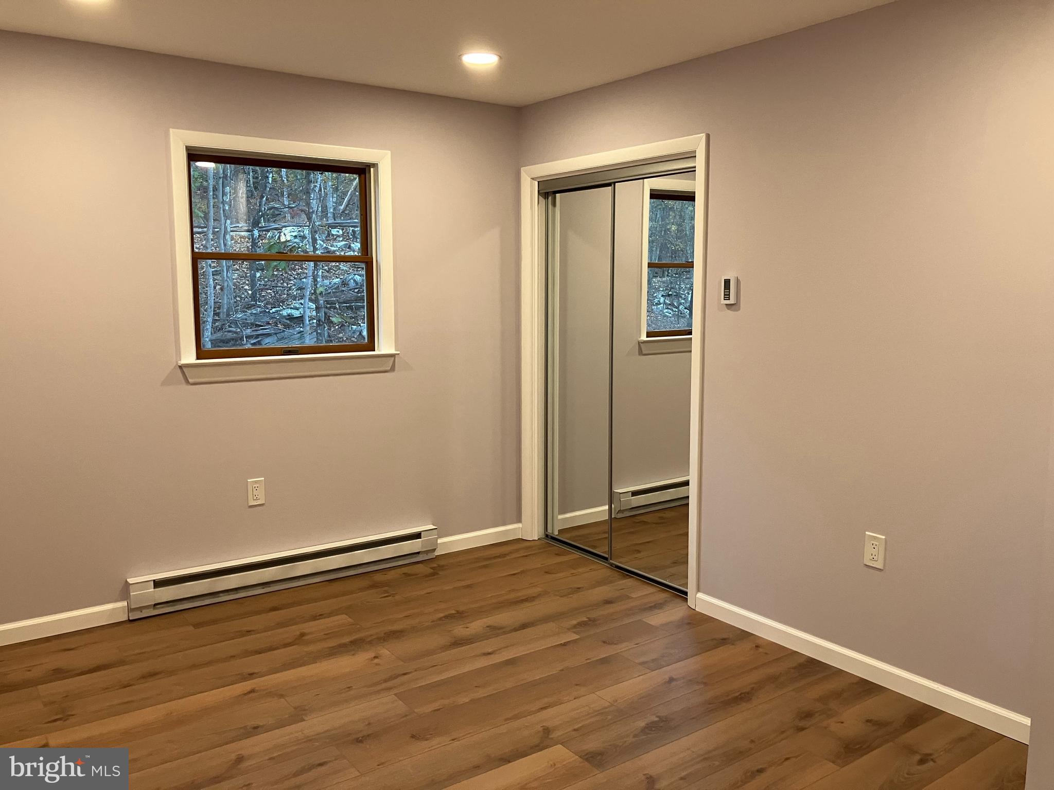 SAW CREEK ESTATES - Residential