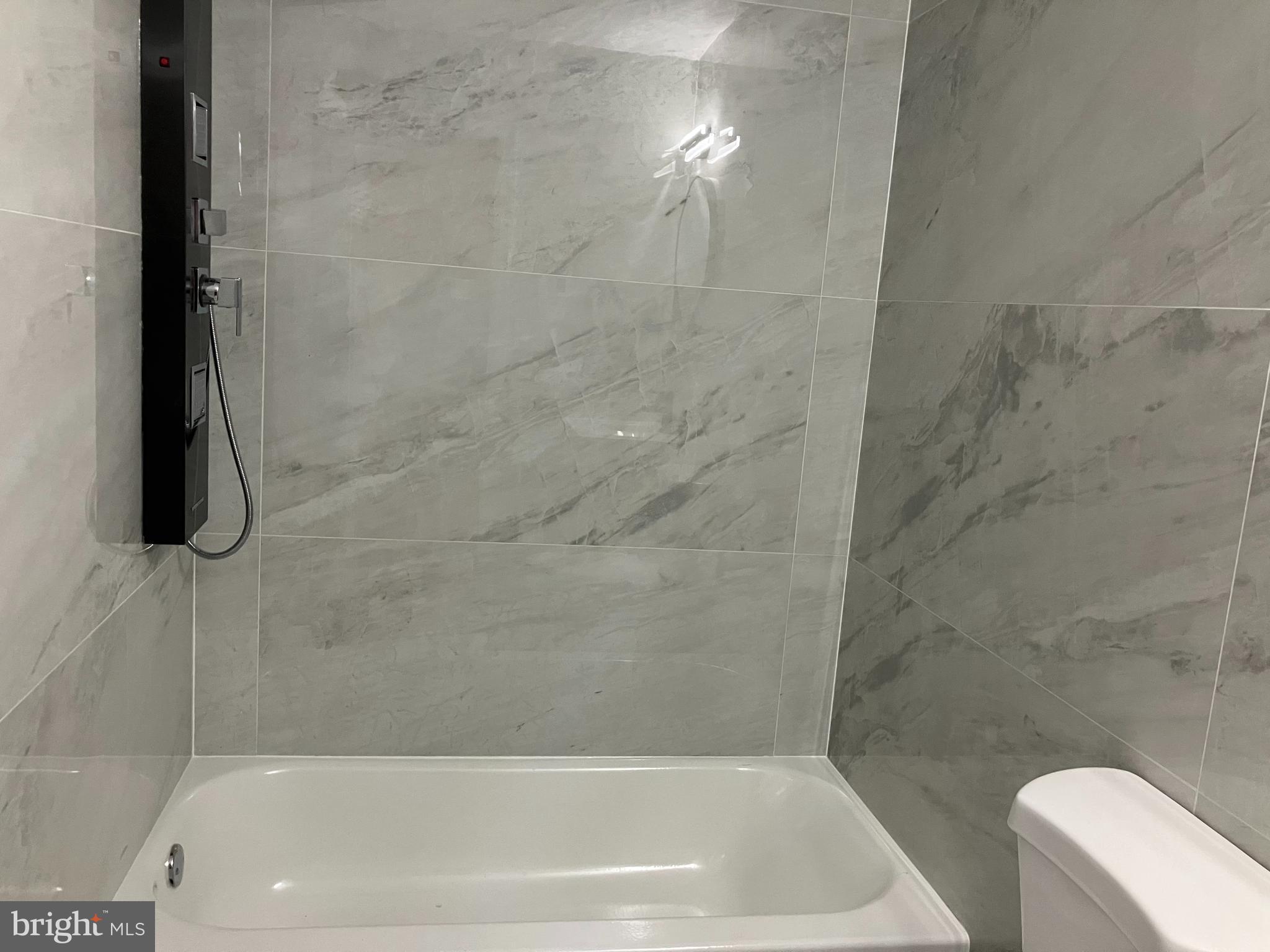 SAW CREEK ESTATES - Residential