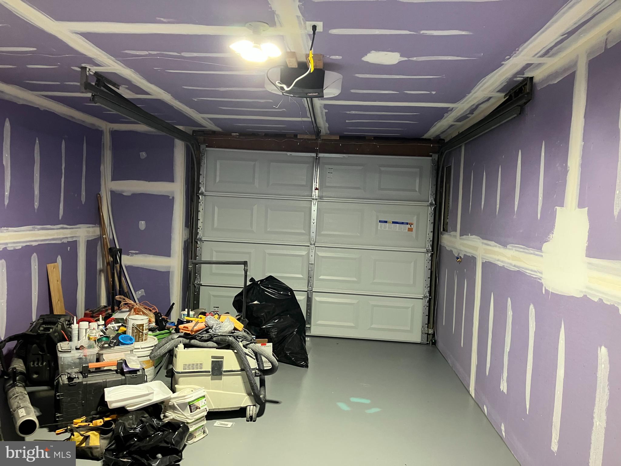 SAW CREEK ESTATES - Residential