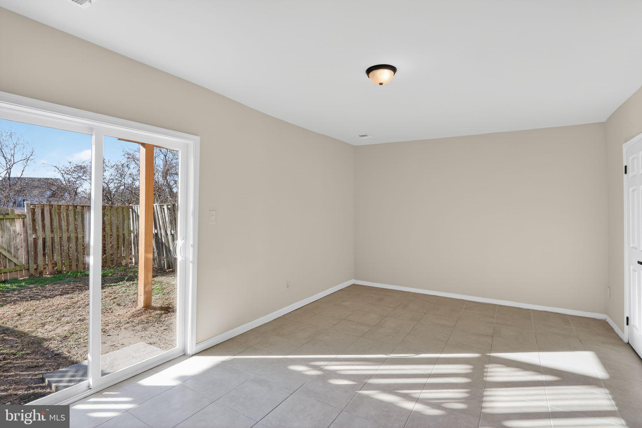 HEATHER GLEN - Residential