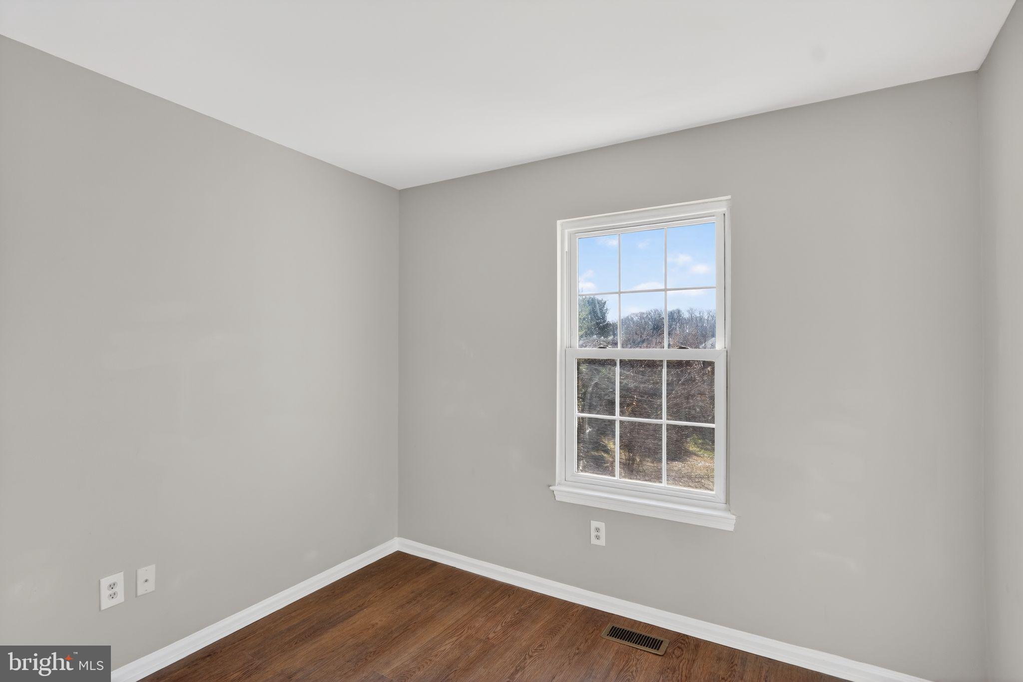 HEATHER GLEN - Residential