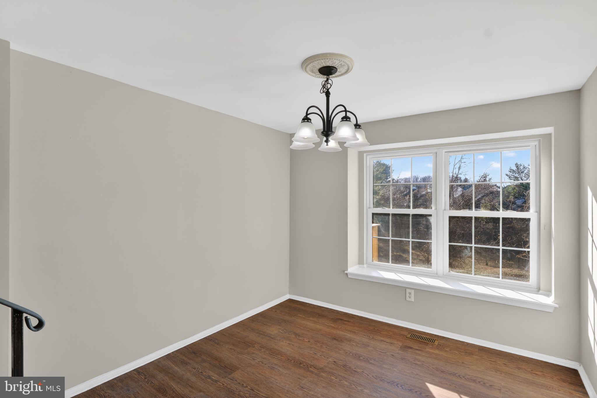 HEATHER GLEN - Residential