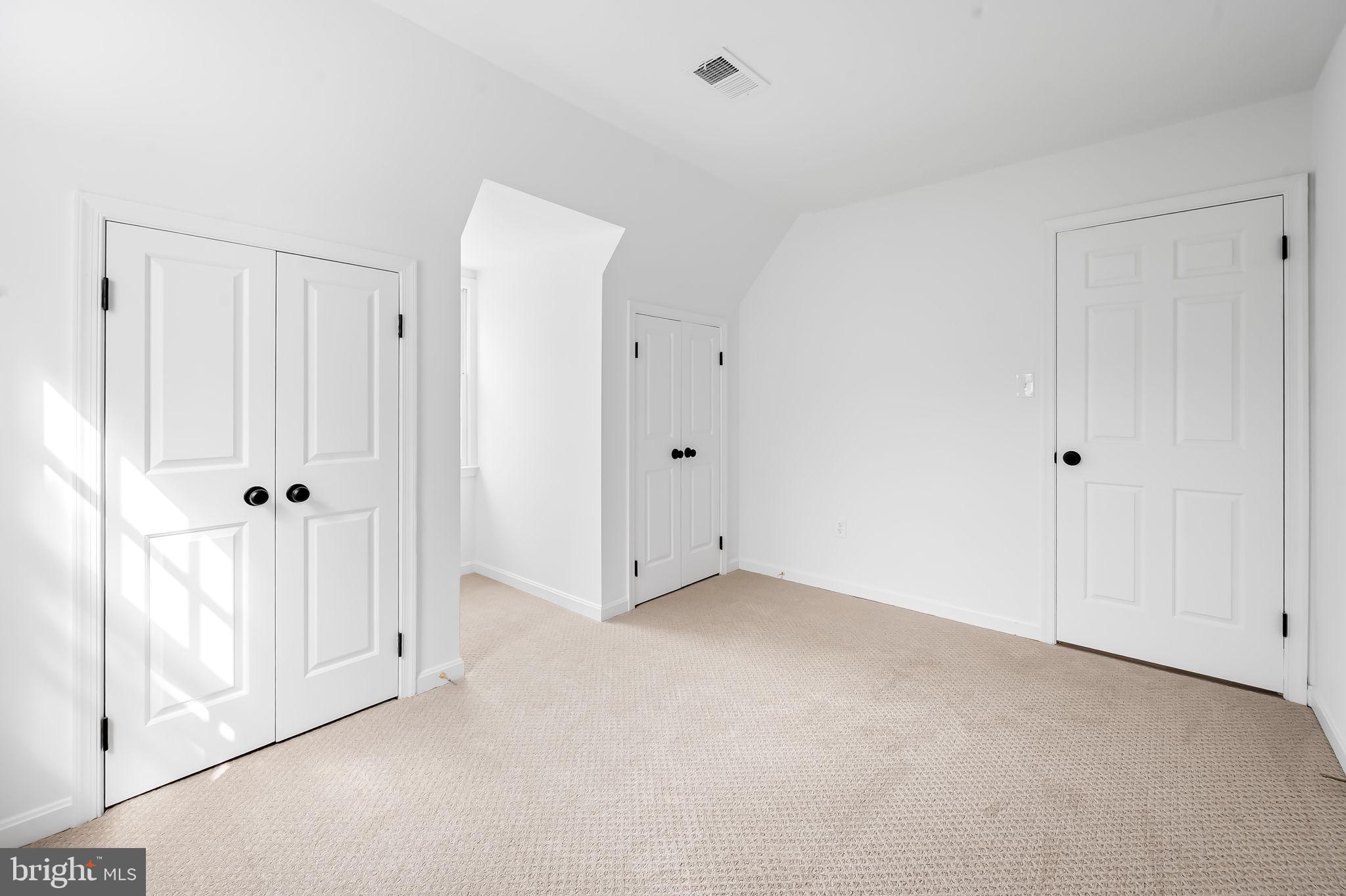 SAYBROOKE - Residential