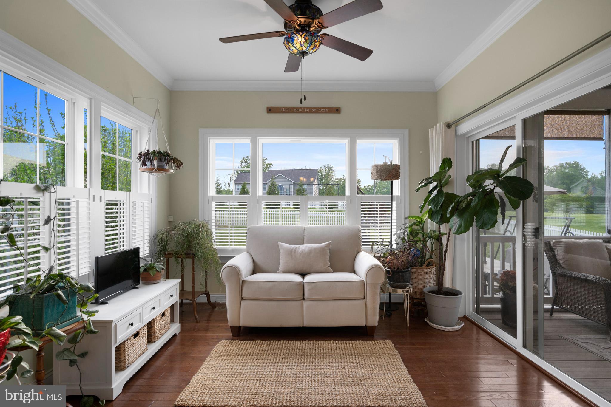 TWIN PONDS - Residential