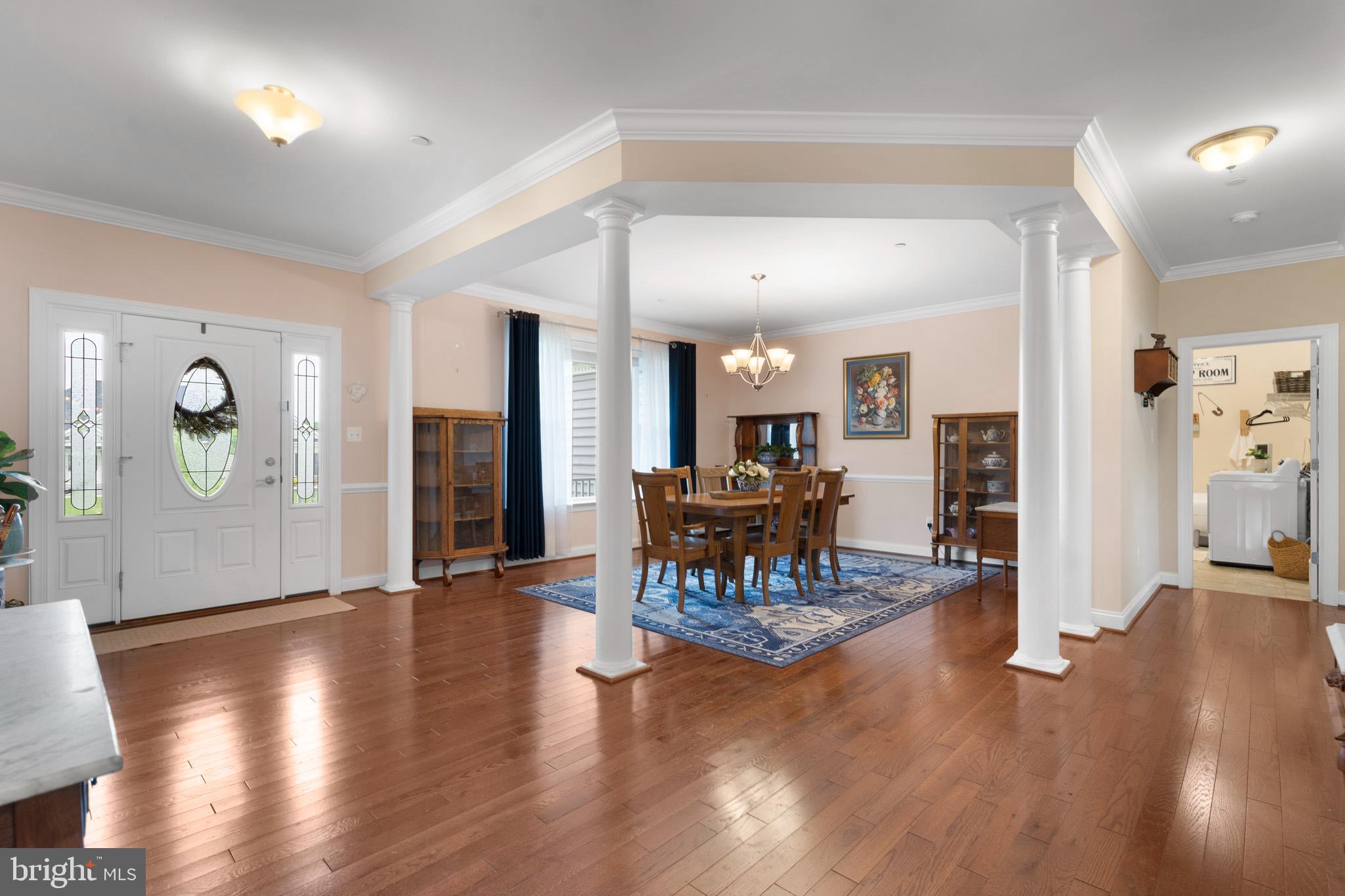 TWIN PONDS - Residential