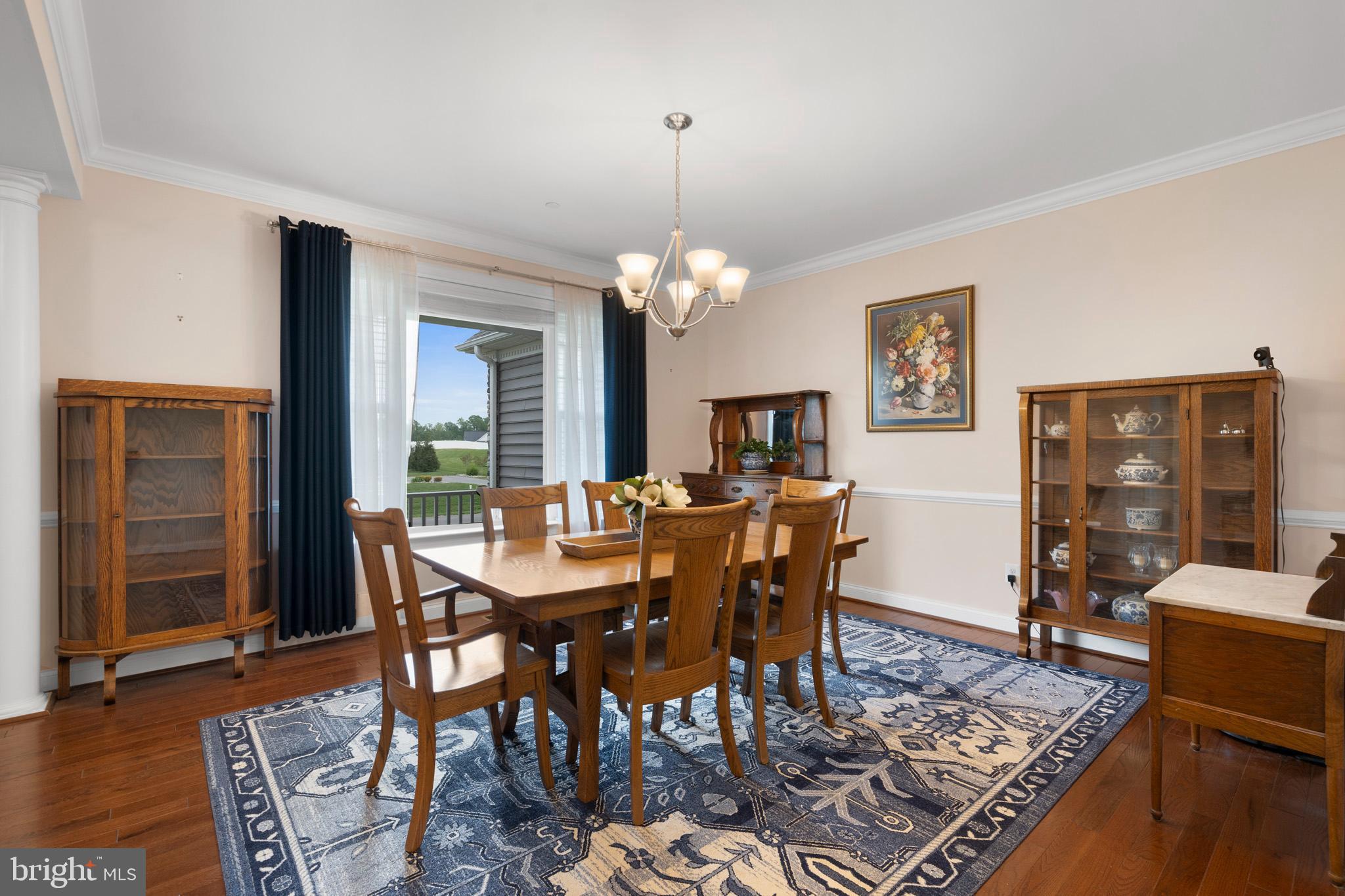 TWIN PONDS - Residential