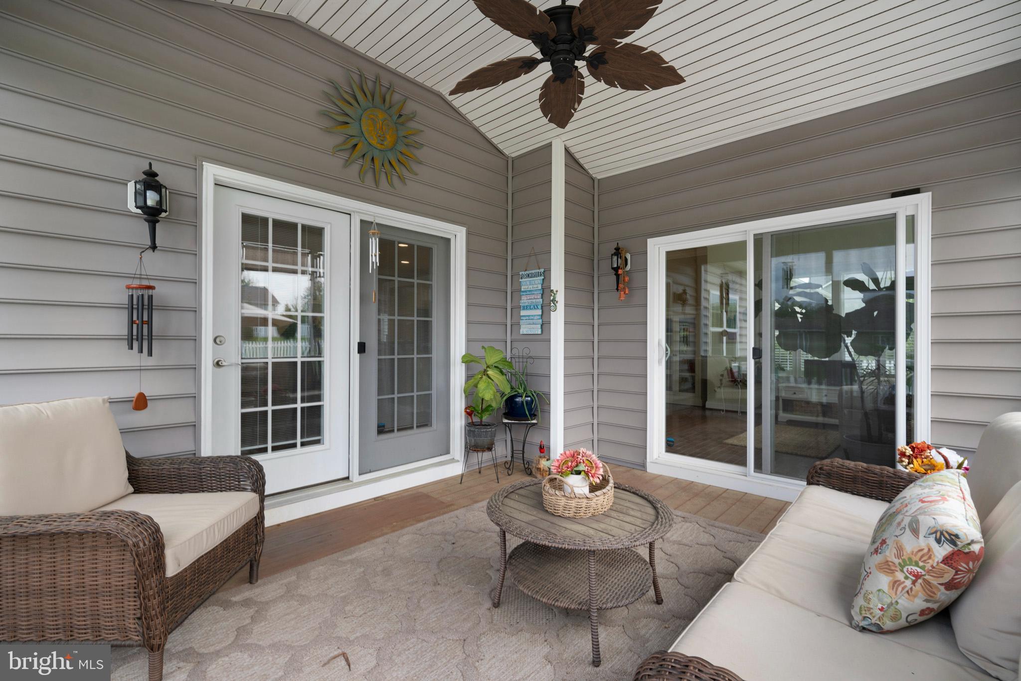 TWIN PONDS - Residential