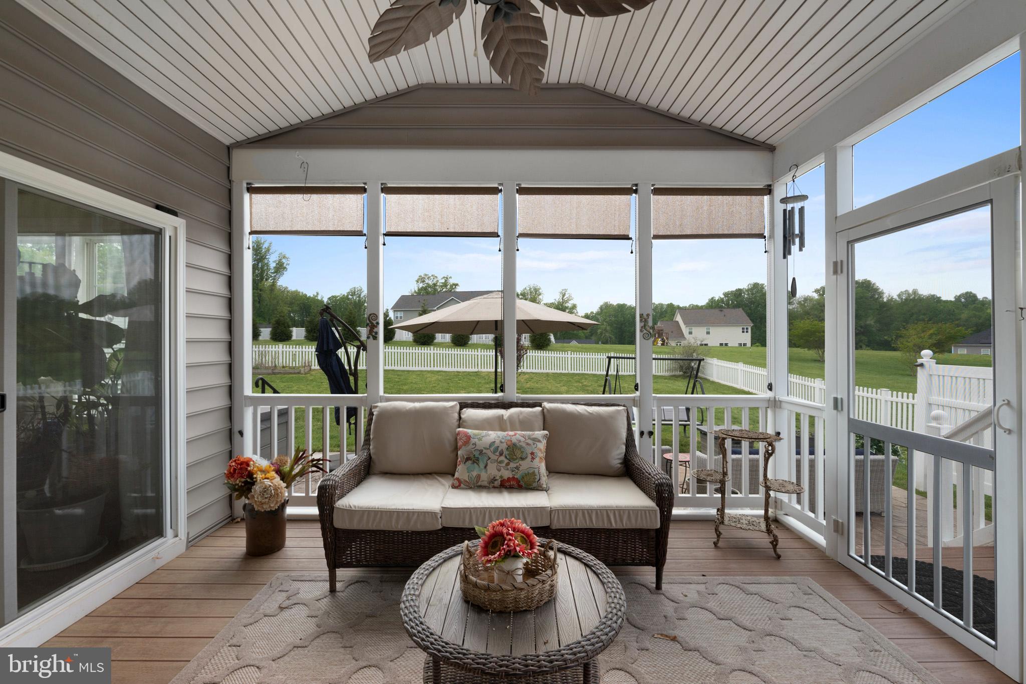 TWIN PONDS - Residential