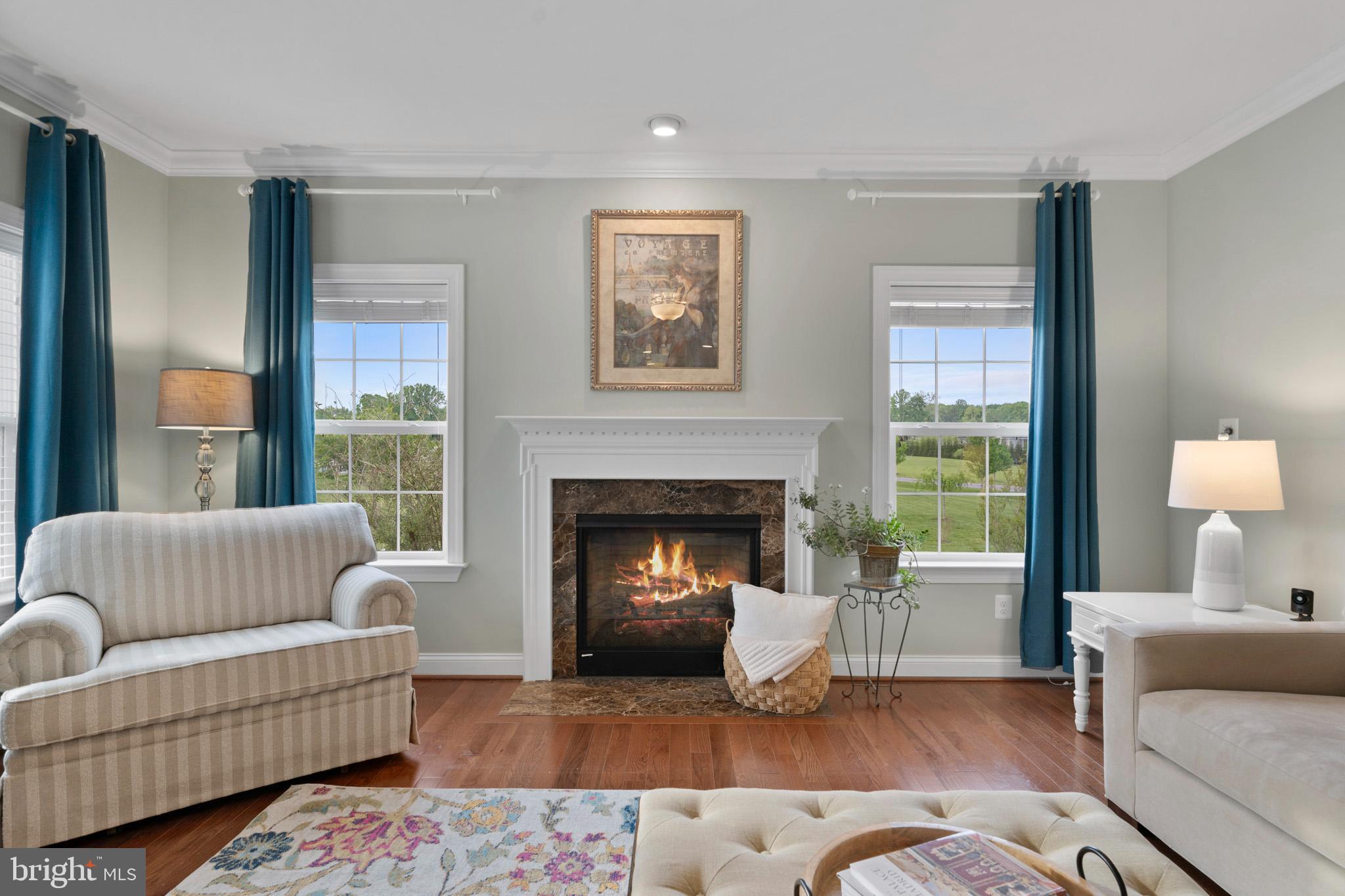 TWIN PONDS - Residential