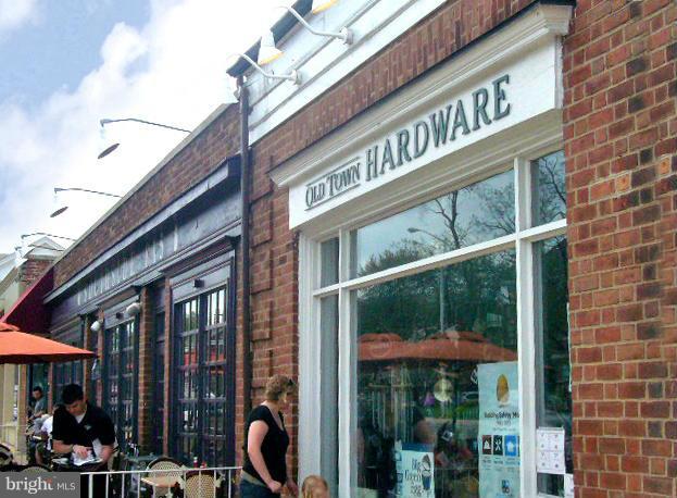 OLD TOWN GARDENS - Residential