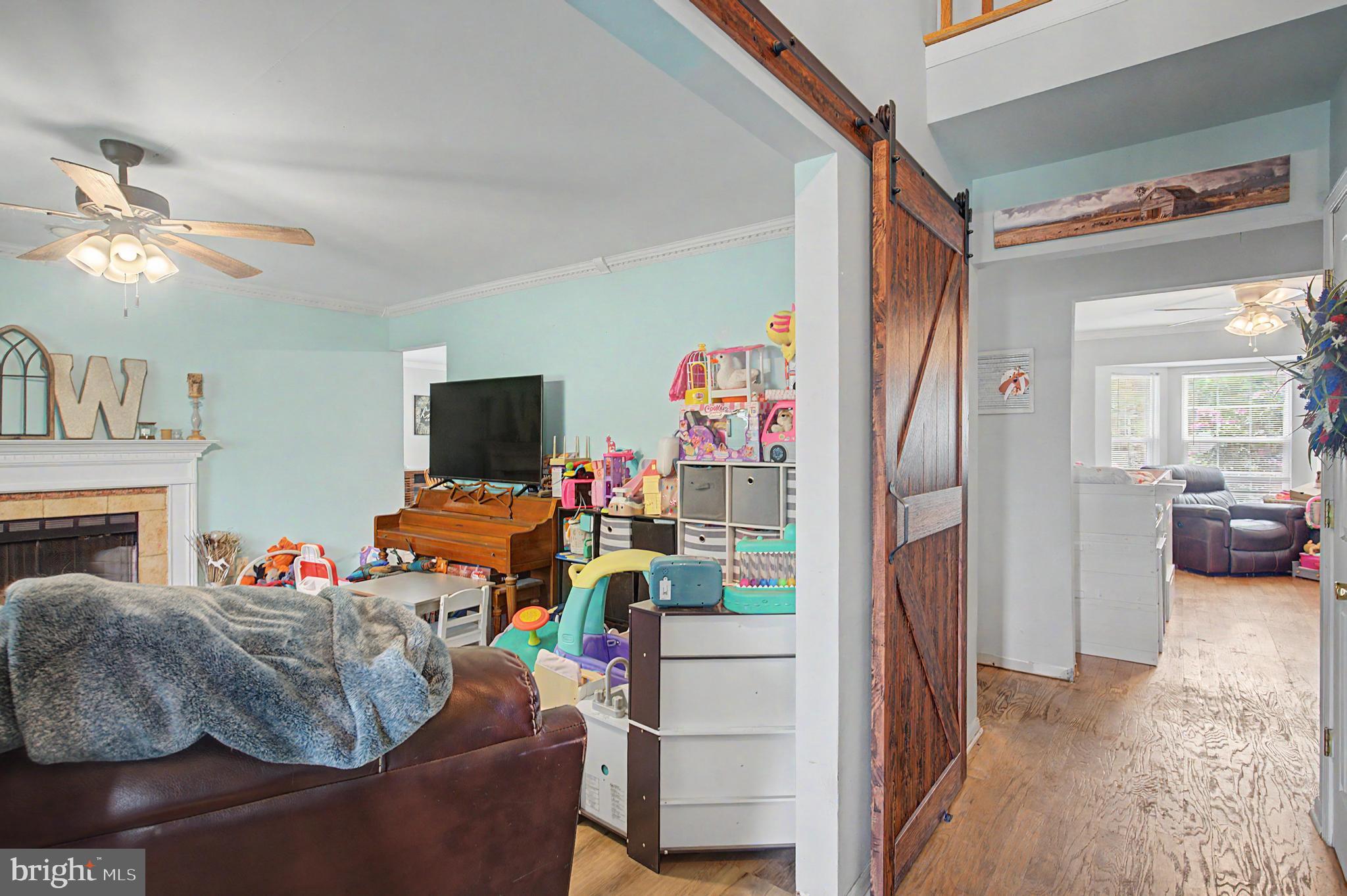 125 GANGWAY LANE LANE