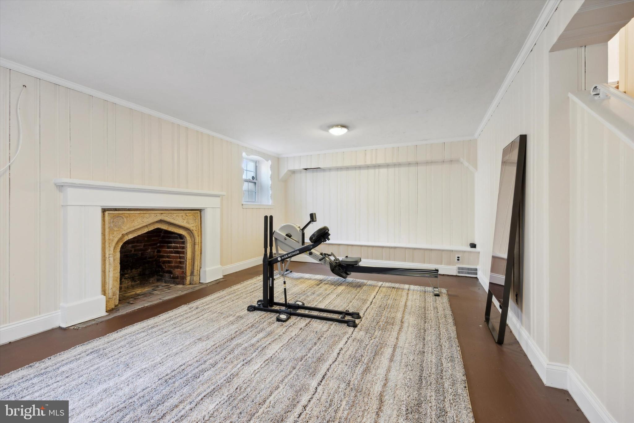 COLLEGE PARK - Residential