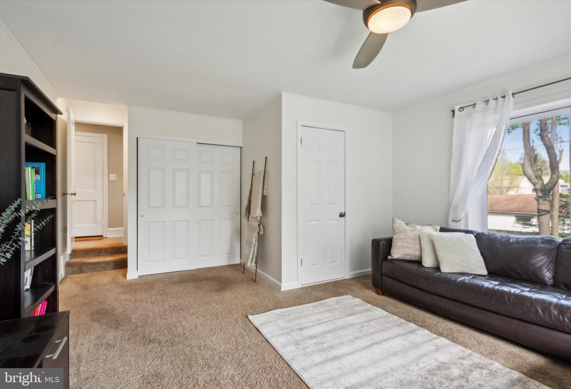 COLLEGE PARK - Residential