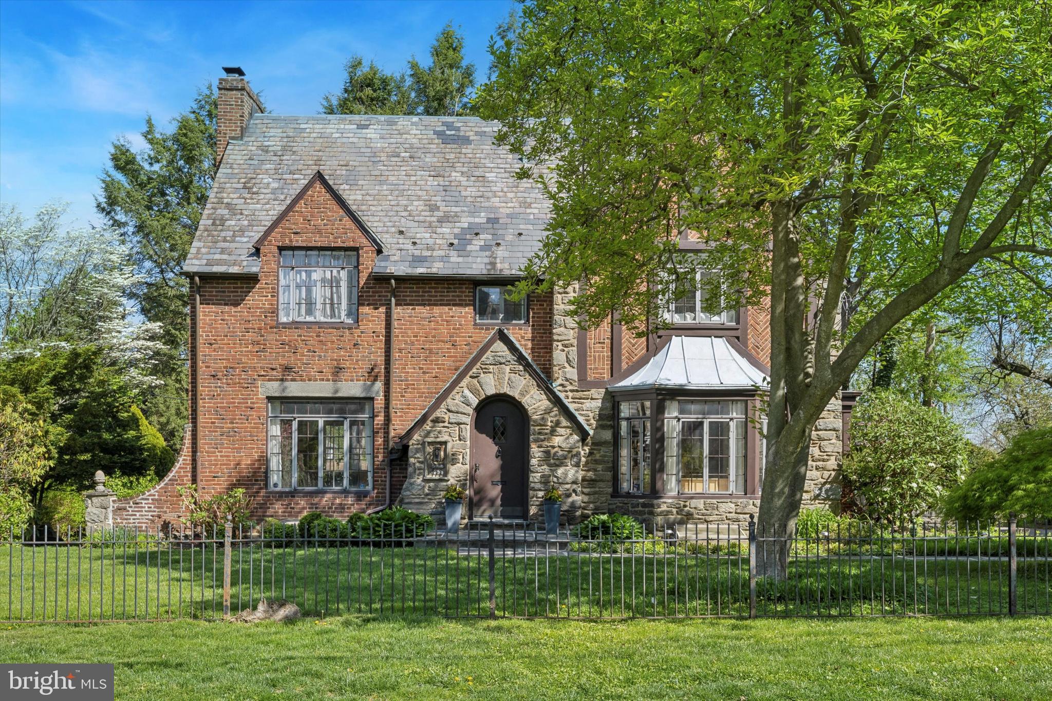 COLLEGE PARK - Residential