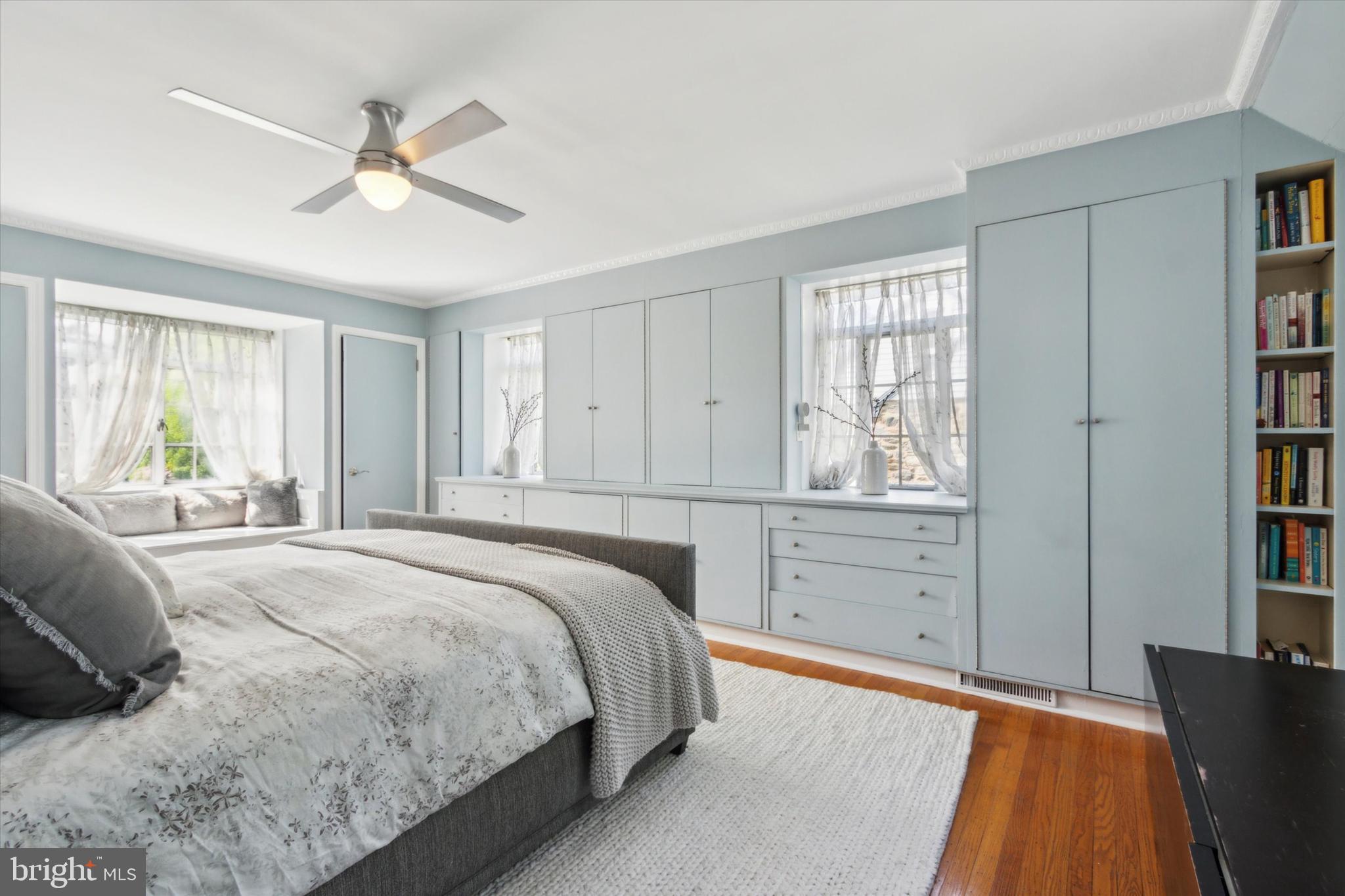 COLLEGE PARK - Residential