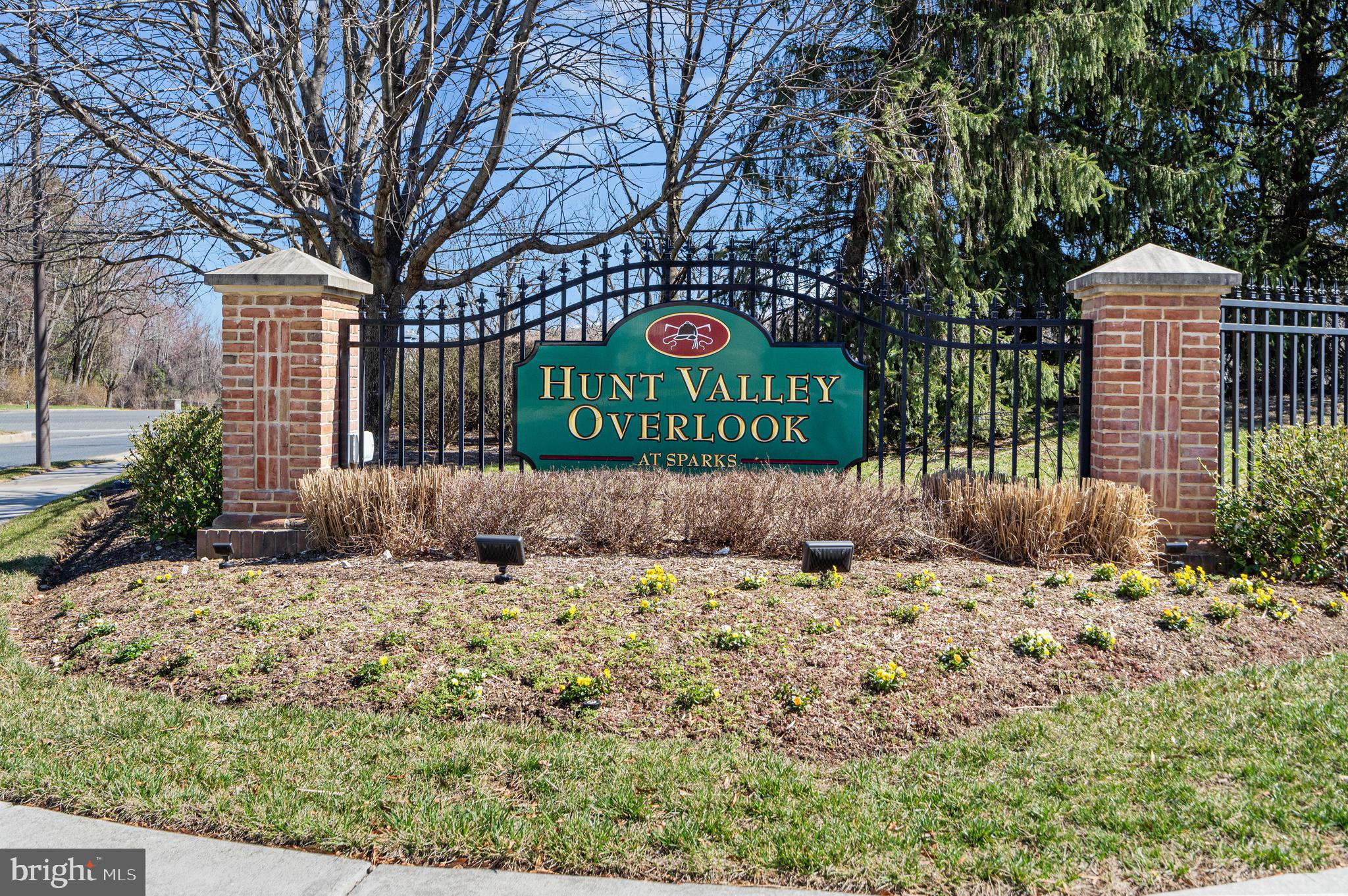 HUNT VALLEY OVERLOOK - Residential