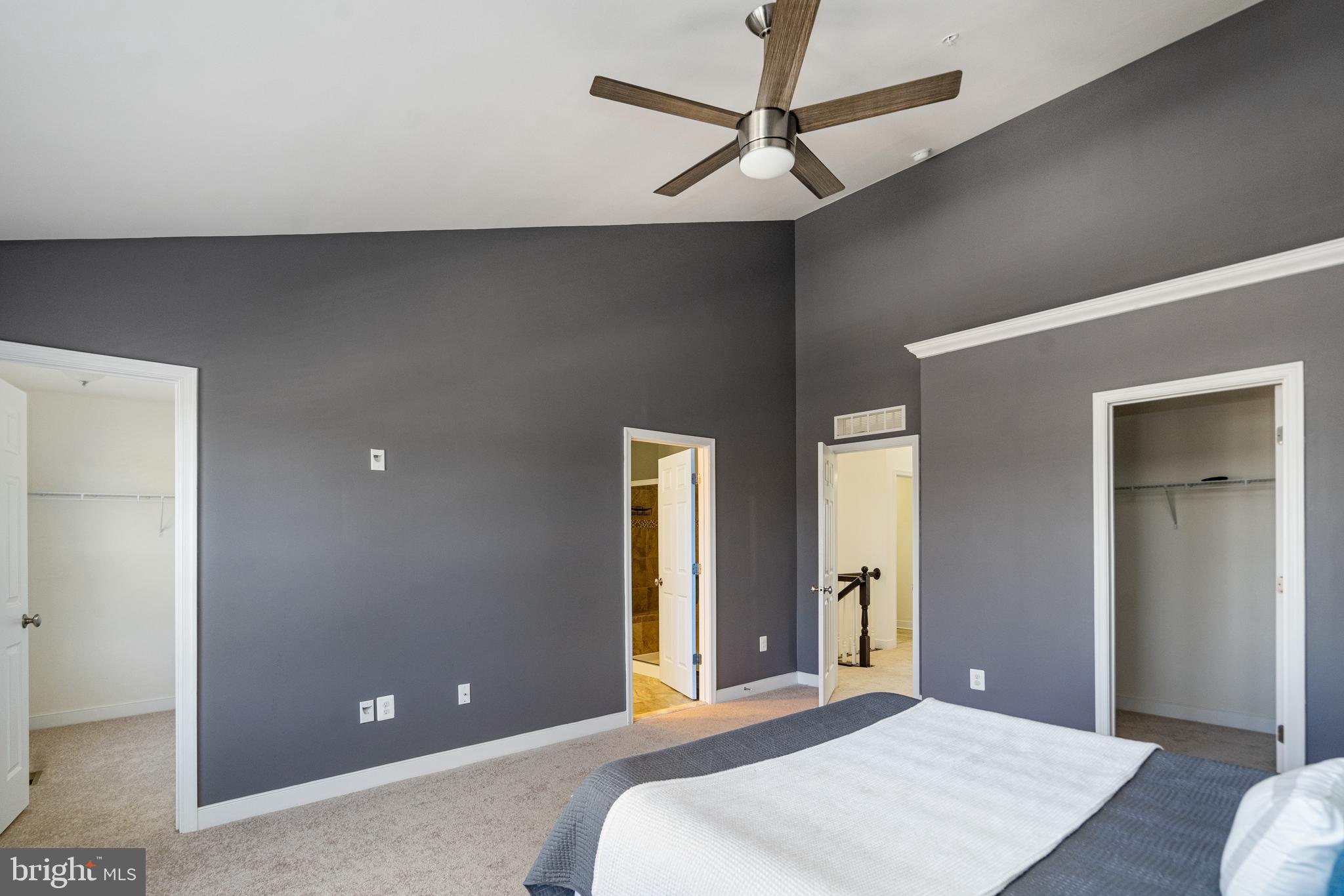 HUNT VALLEY OVERLOOK - Residential