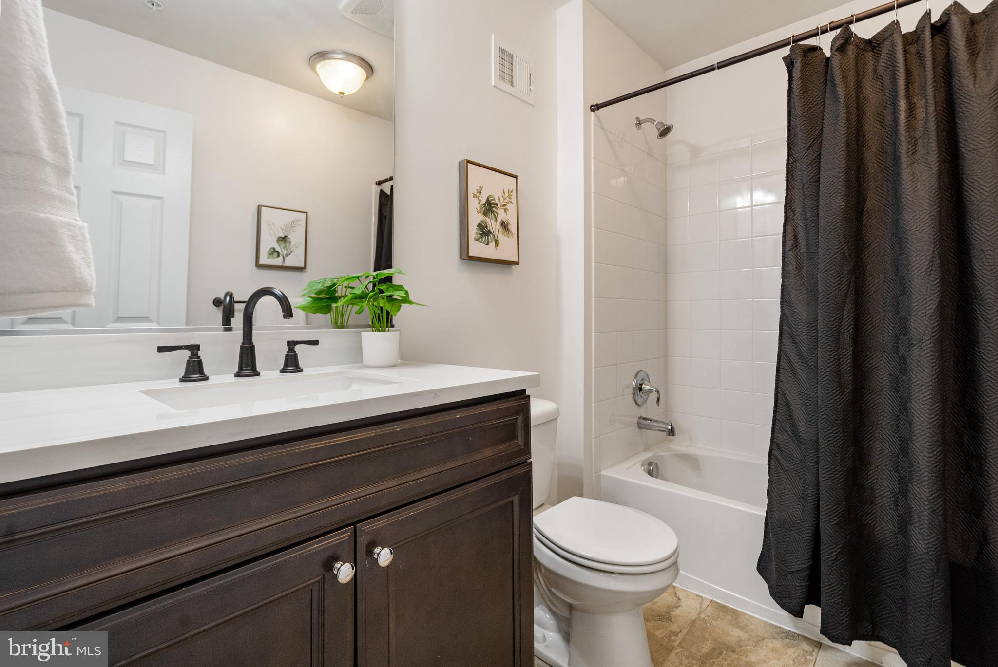 HUNT VALLEY OVERLOOK - Residential