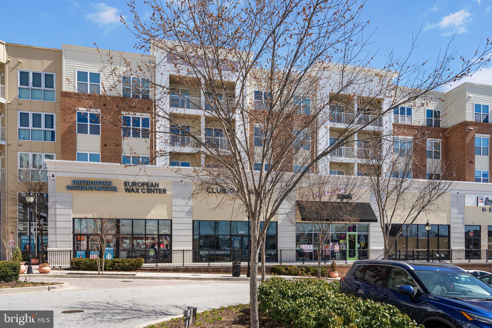 HUNT VALLEY OVERLOOK - Residential
