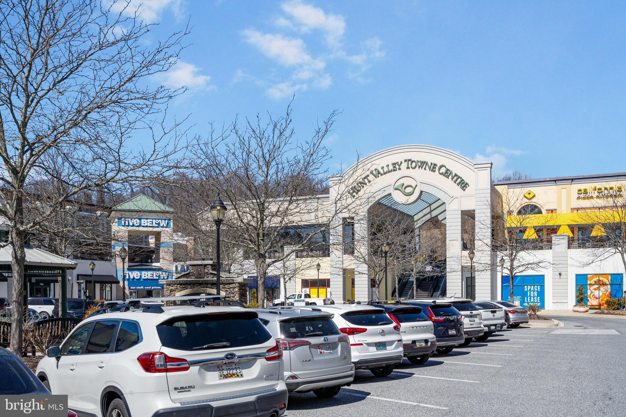 HUNT VALLEY OVERLOOK - Residential
