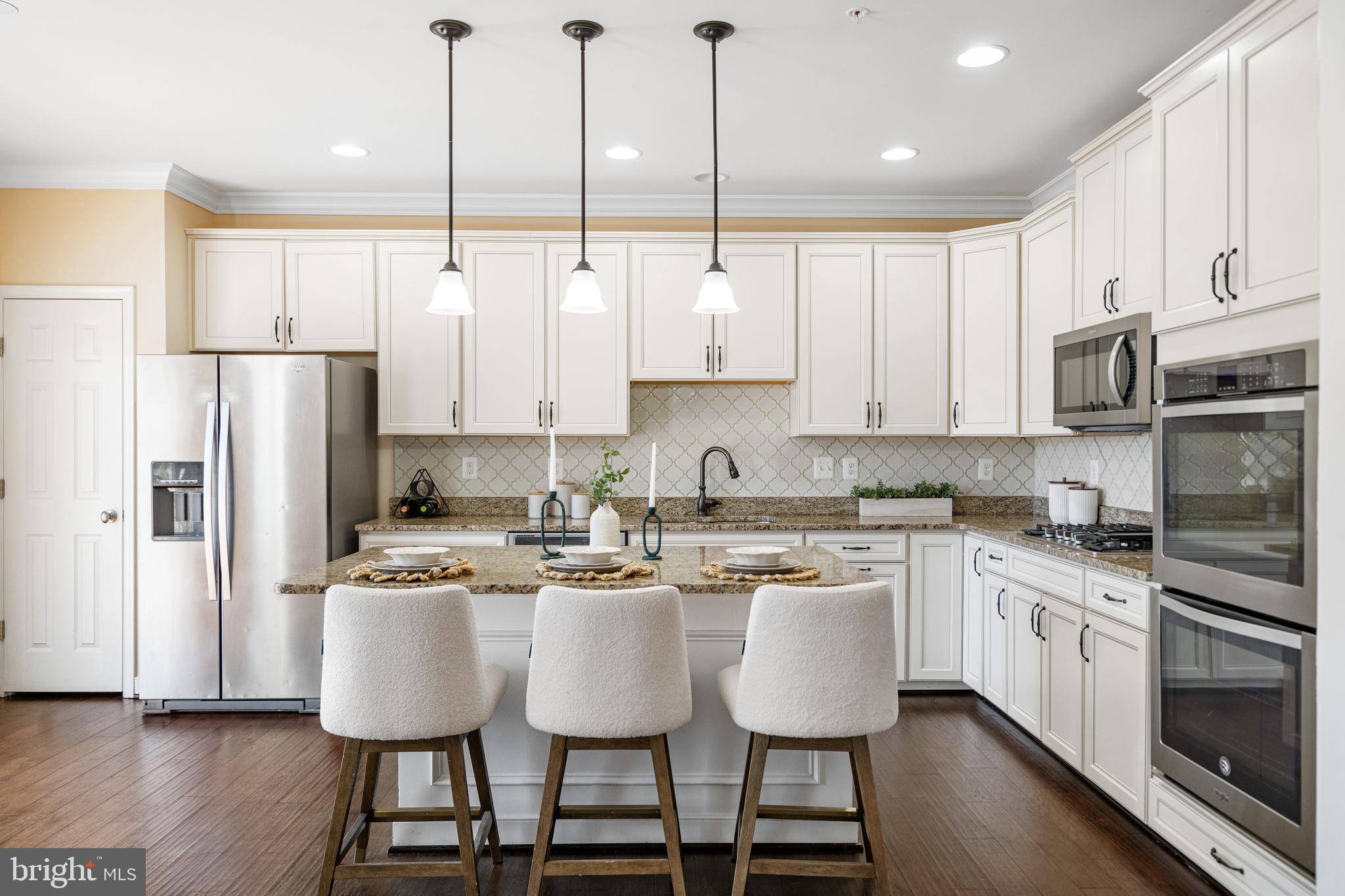 HUNT VALLEY OVERLOOK - Residential