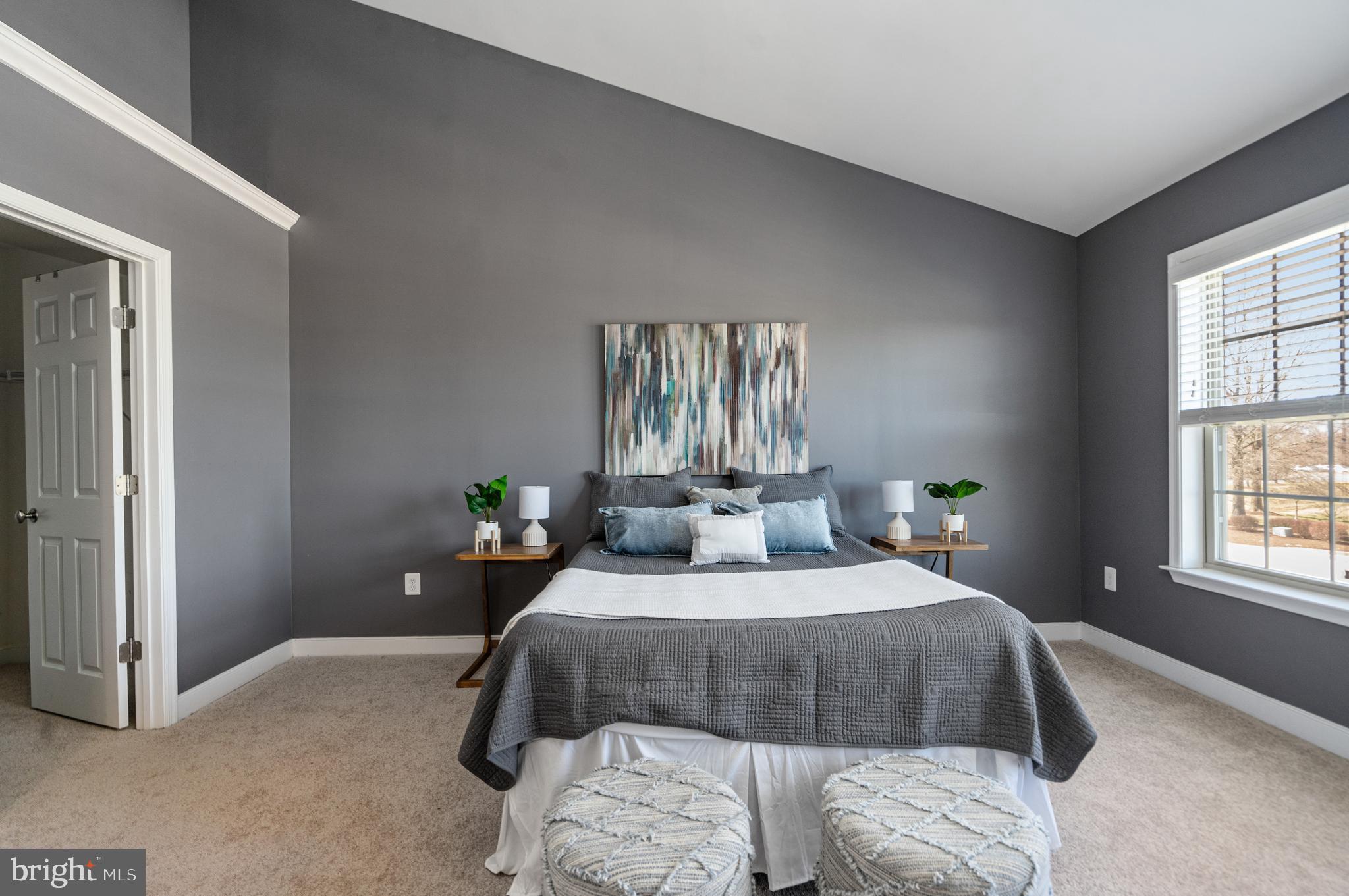 HUNT VALLEY OVERLOOK - Residential