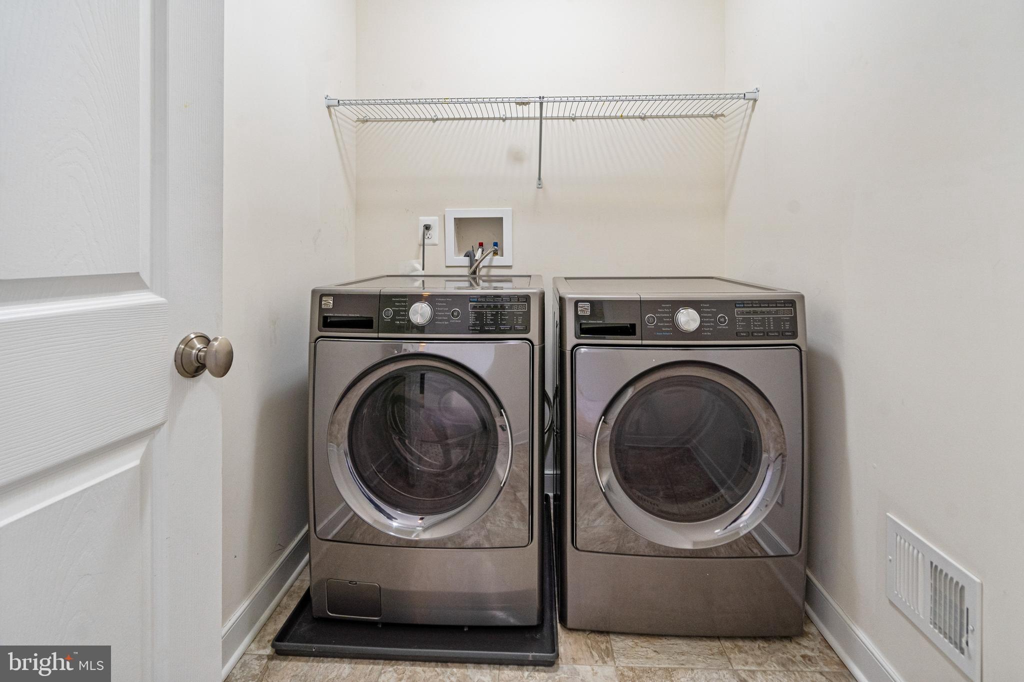 HUNT VALLEY OVERLOOK - Residential