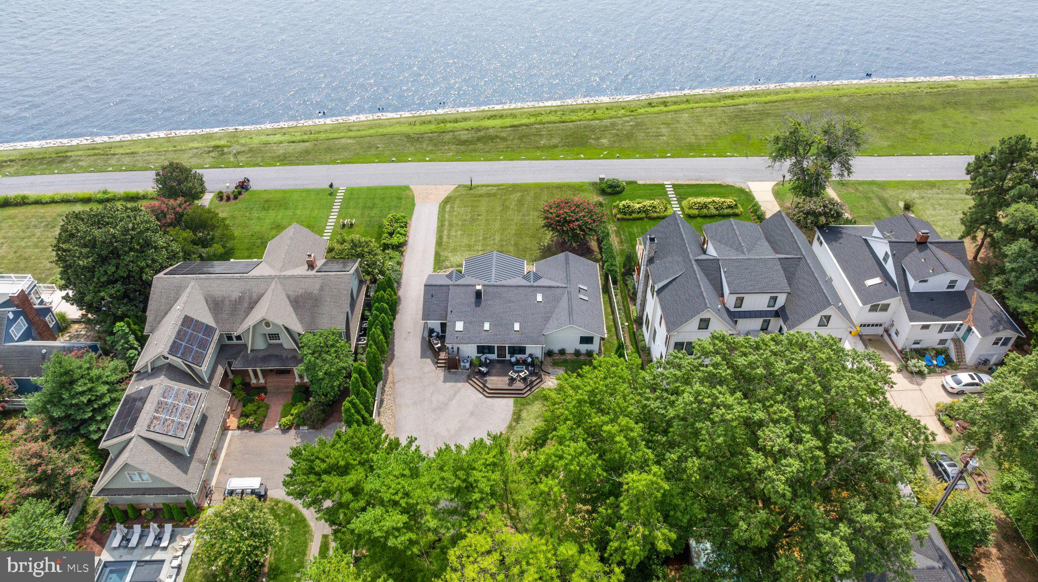 113 BAY DRIVE