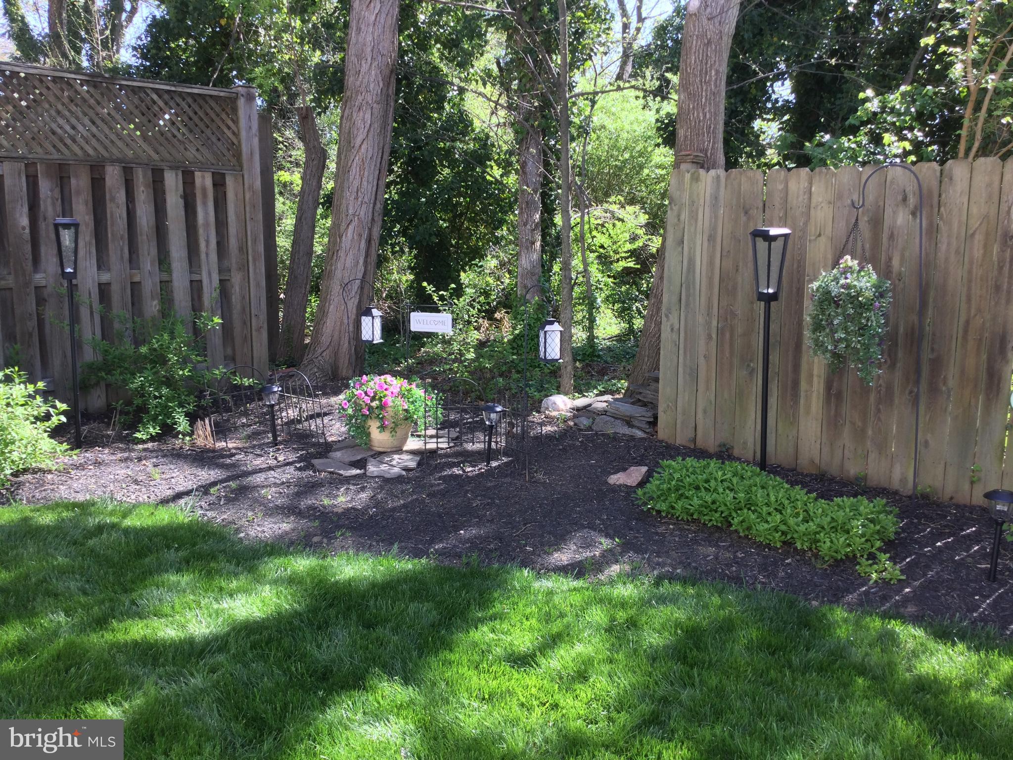 HOLLOWS - Residential