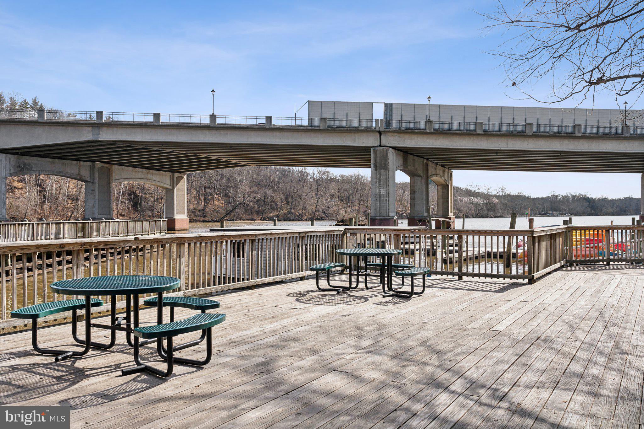 HOLLOWS - Residential