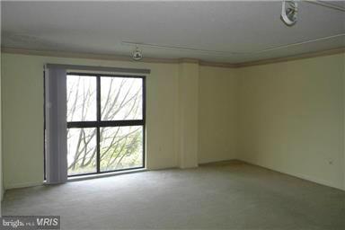 ROLAND PARK - Residential Lease