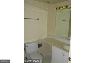 ROLAND PARK - Residential Lease