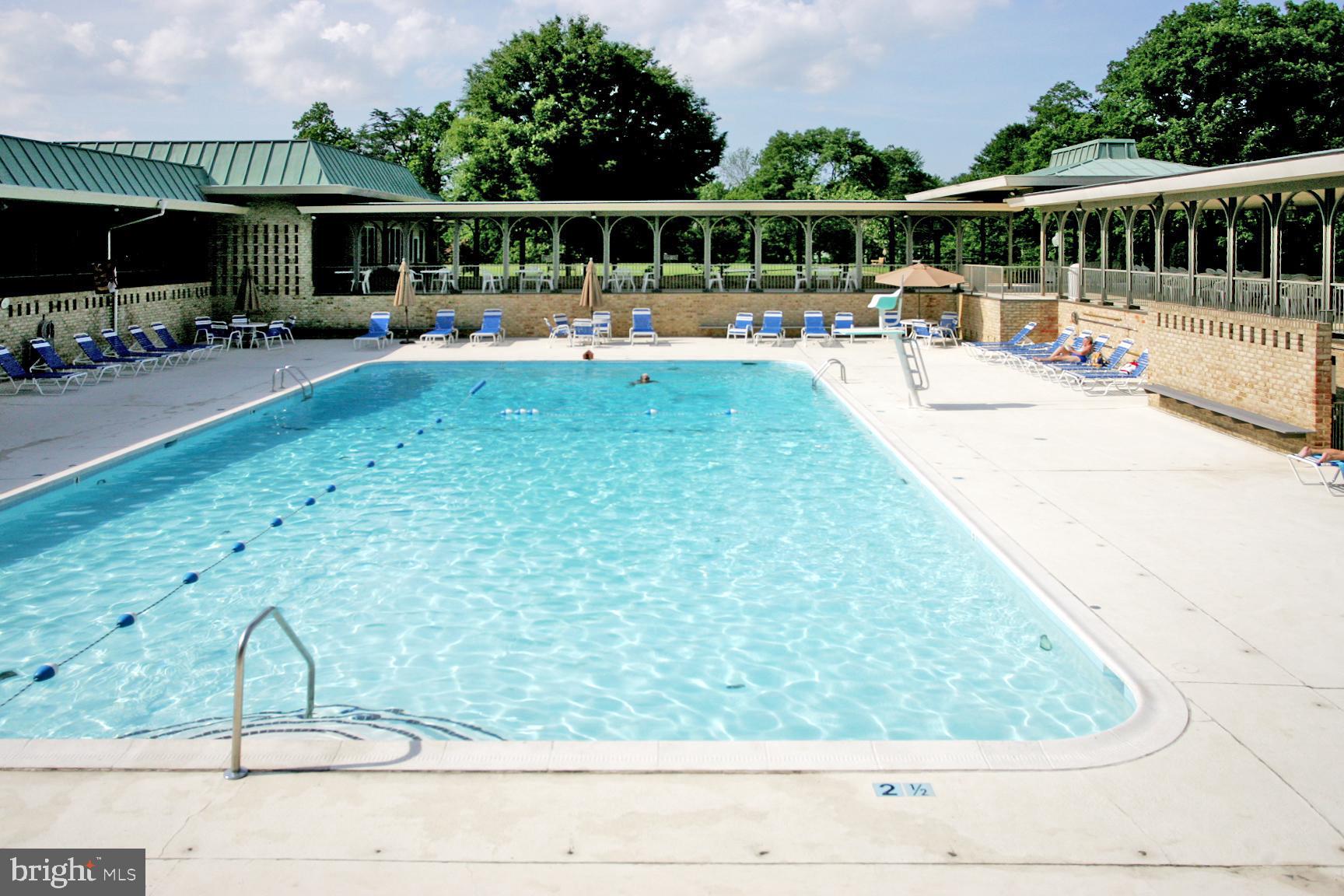 LEISURE WORLD - Residential