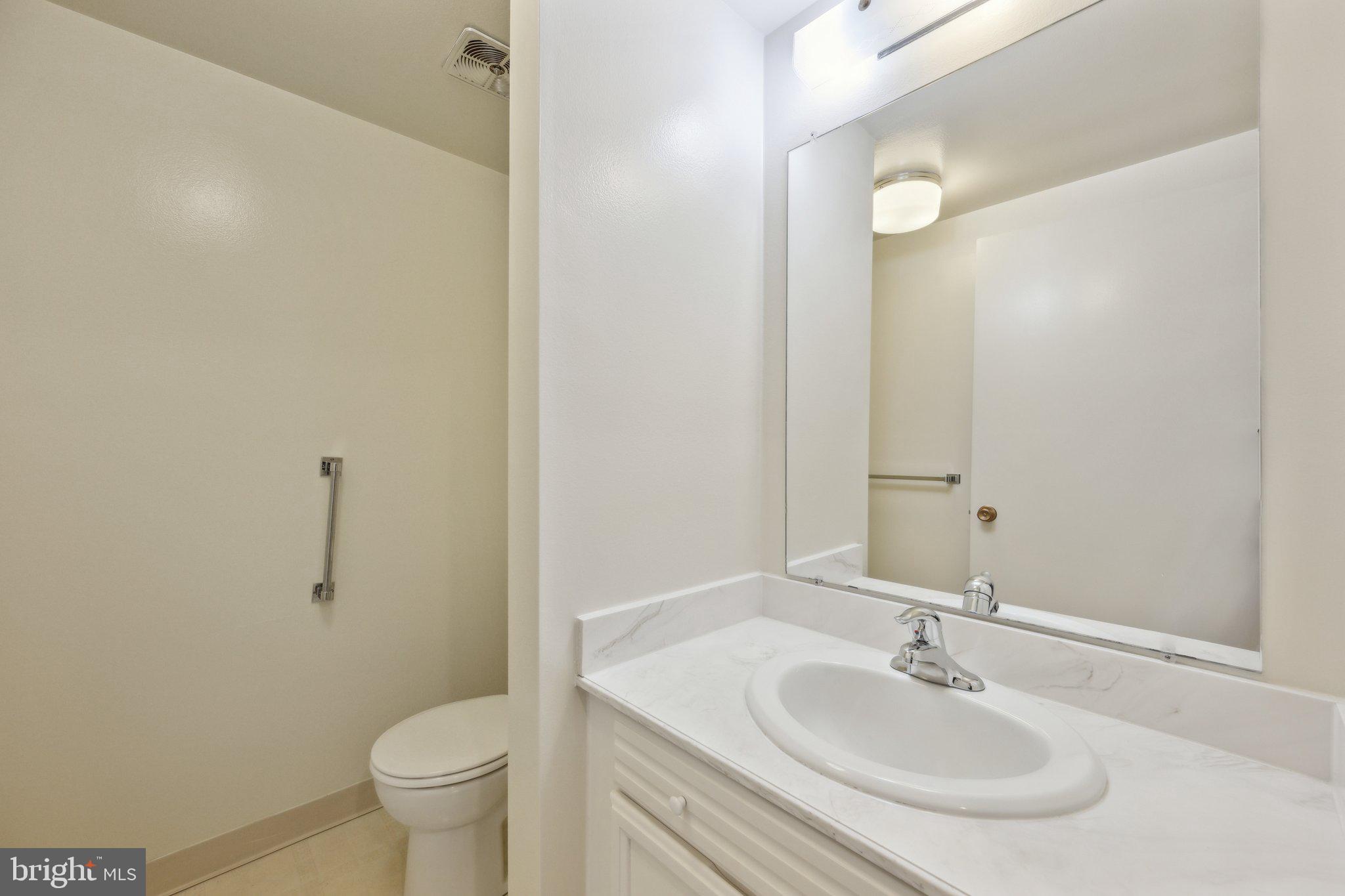 LEISURE WORLD - Residential