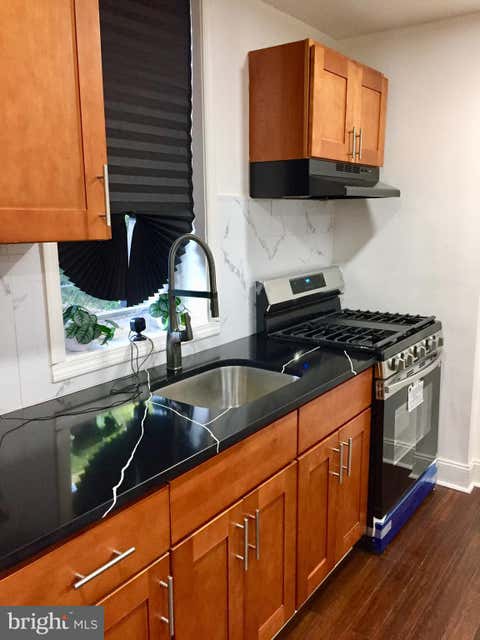 Townhouse For Sale - 6135 Spruce Street<br/> Philadelphia County, PHILADELPHIA, PA 19139